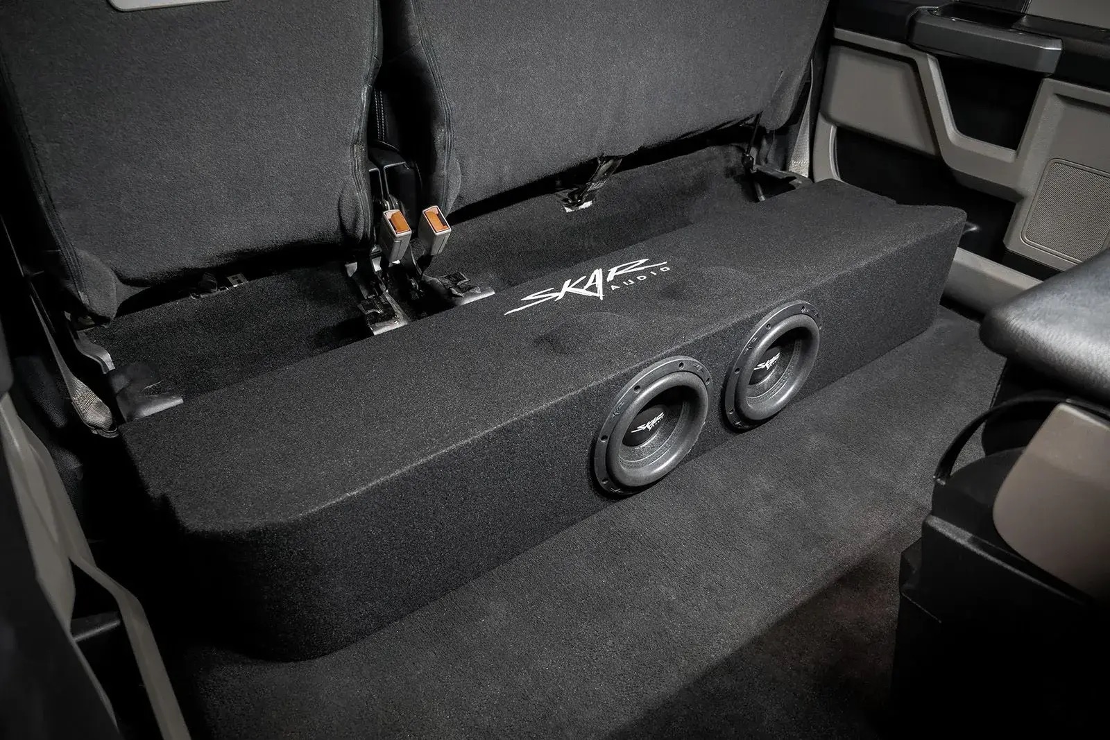 Dual 8" 2,400W Max Power Loaded Subwoofer Enclosure Kit with Amp, Compatible with 2017-2025 Ford Super Duty (F-250/350/450) SuperCrew Cab Trucks
