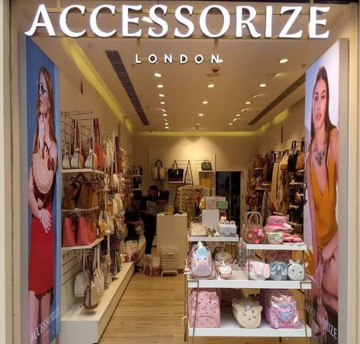 Accessorize London Store