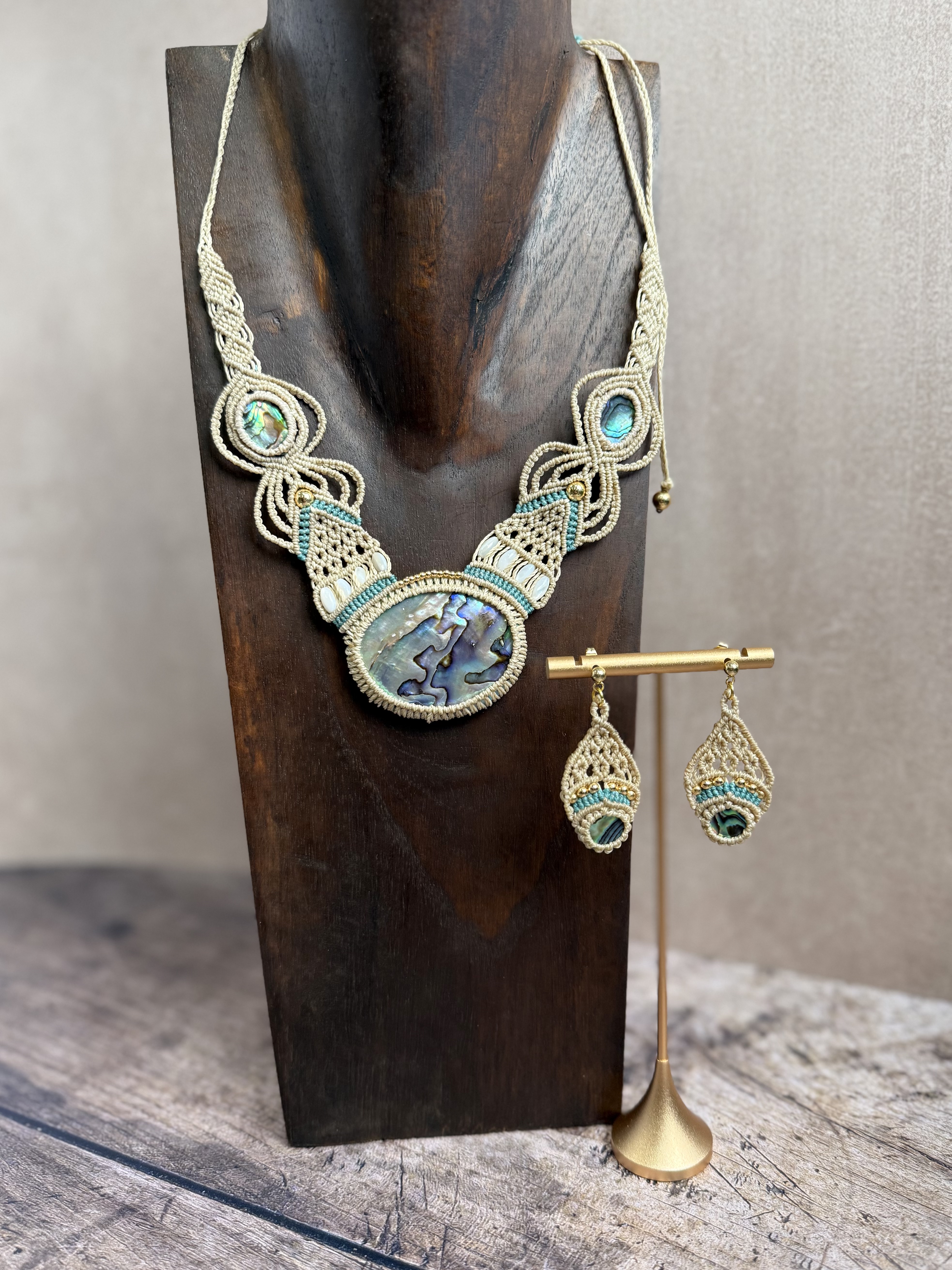 Collier Calypso