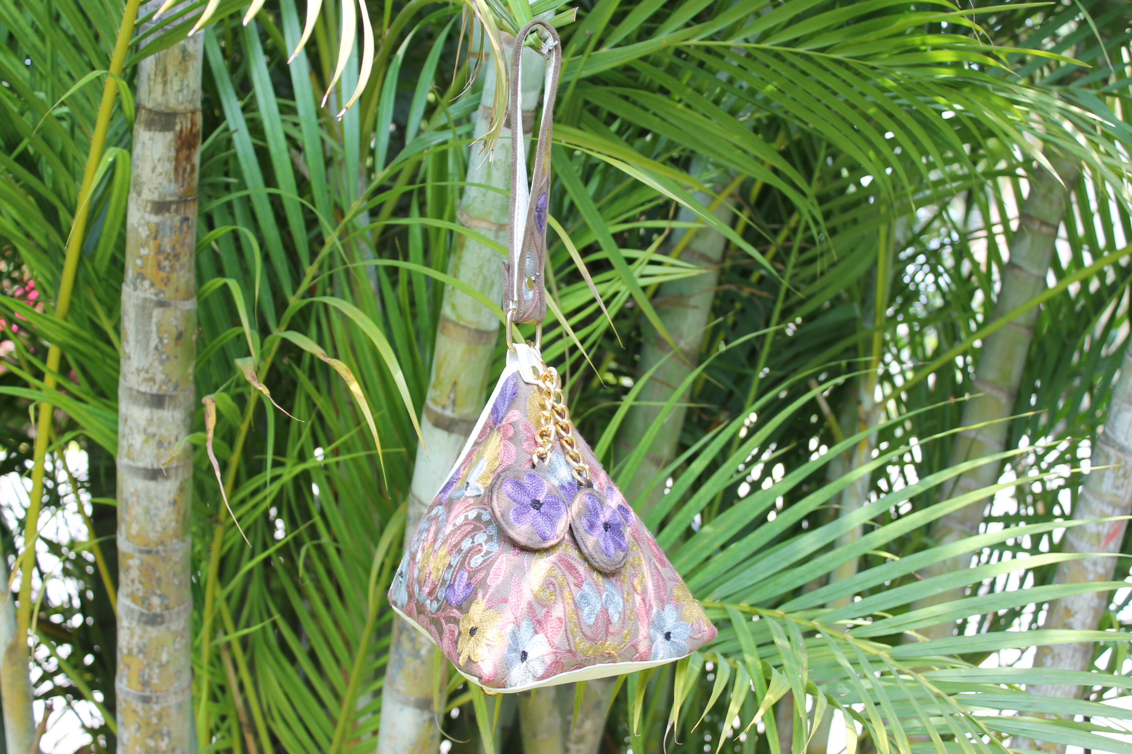 Sac pyramidal brodé - Édition florale - Mauve
