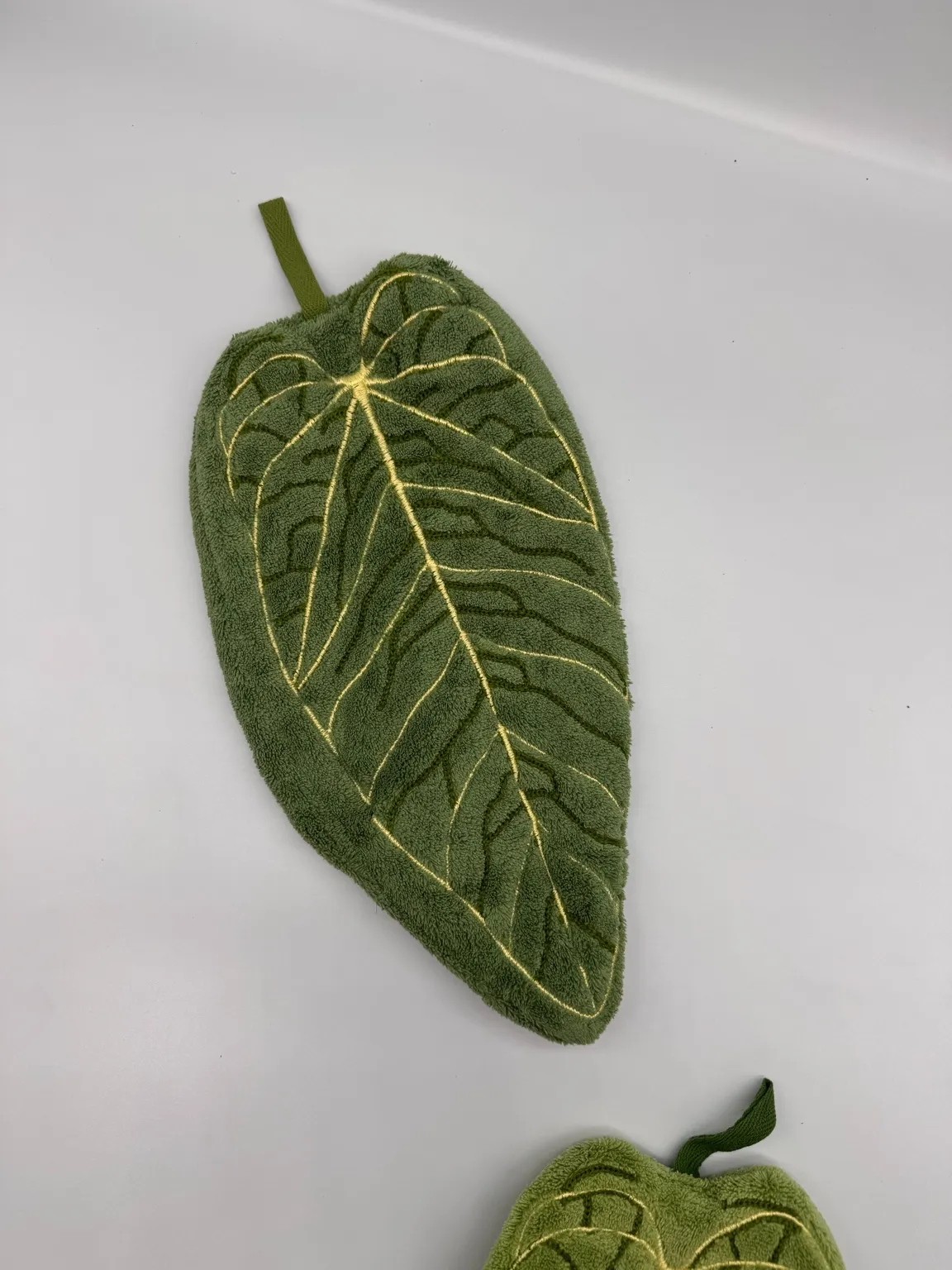 Leaf Hand Towels