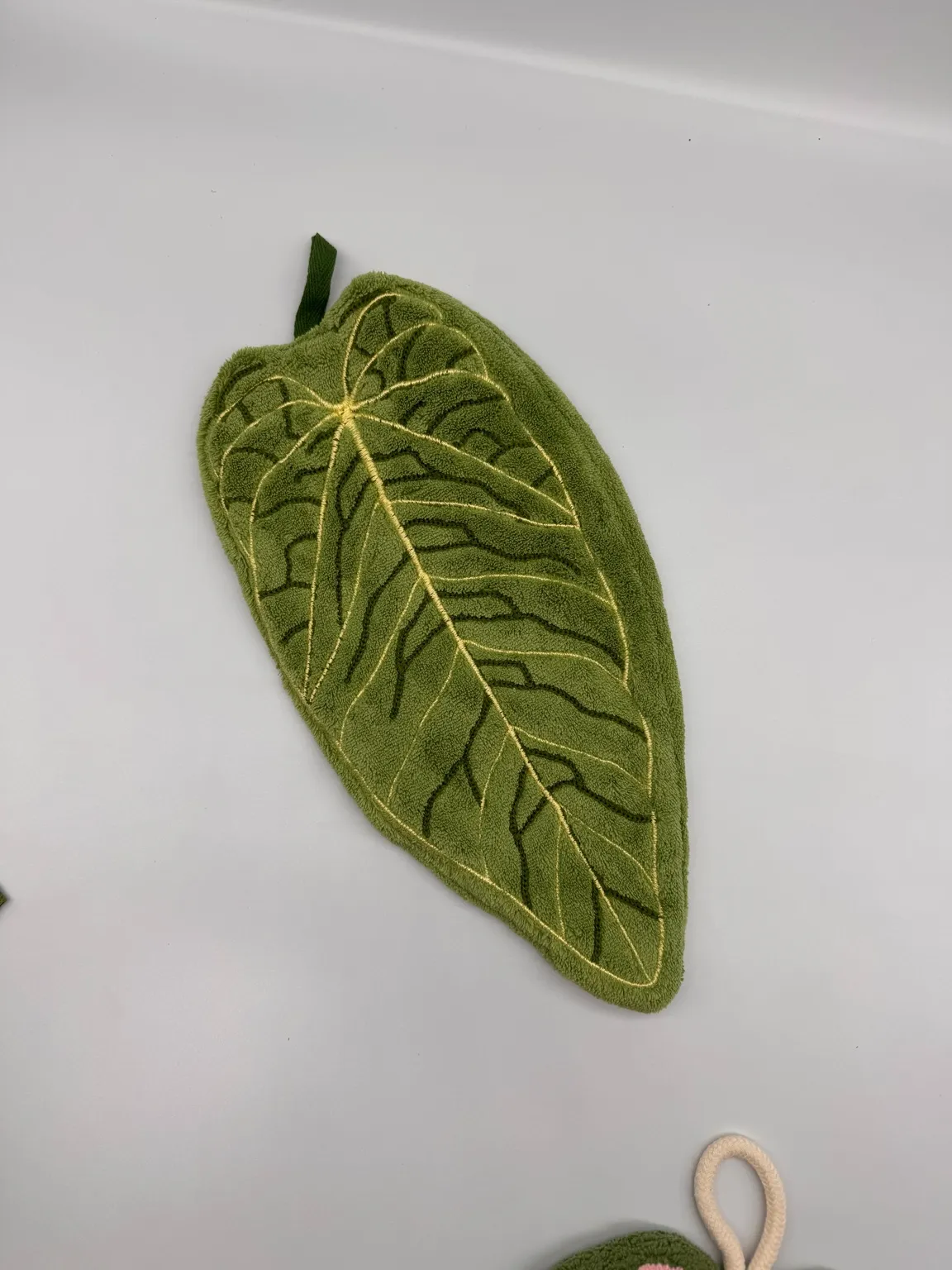 Leaf Hand Towels