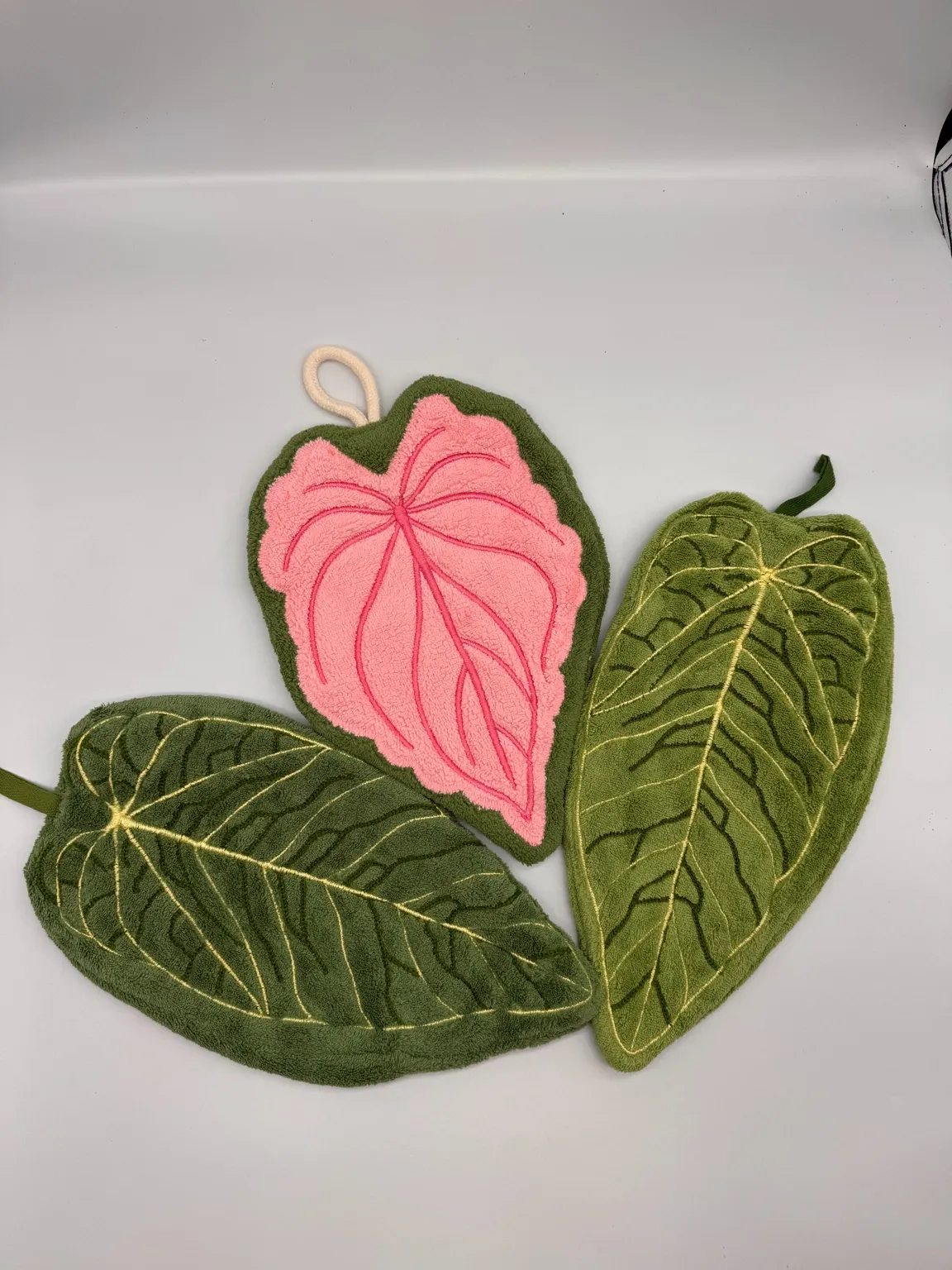 Leaf Hand Towels