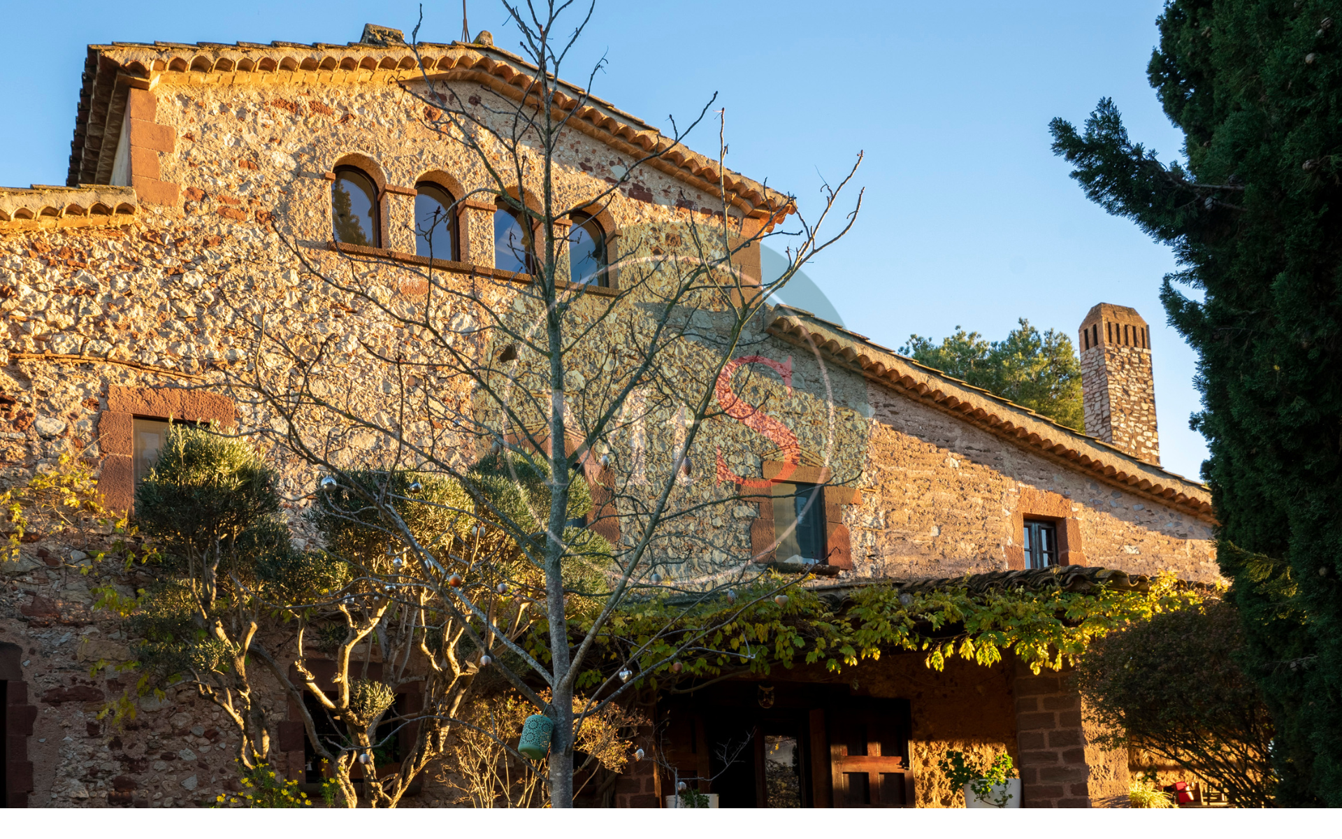 Finca rústica en venta en Corbera de Llobregat