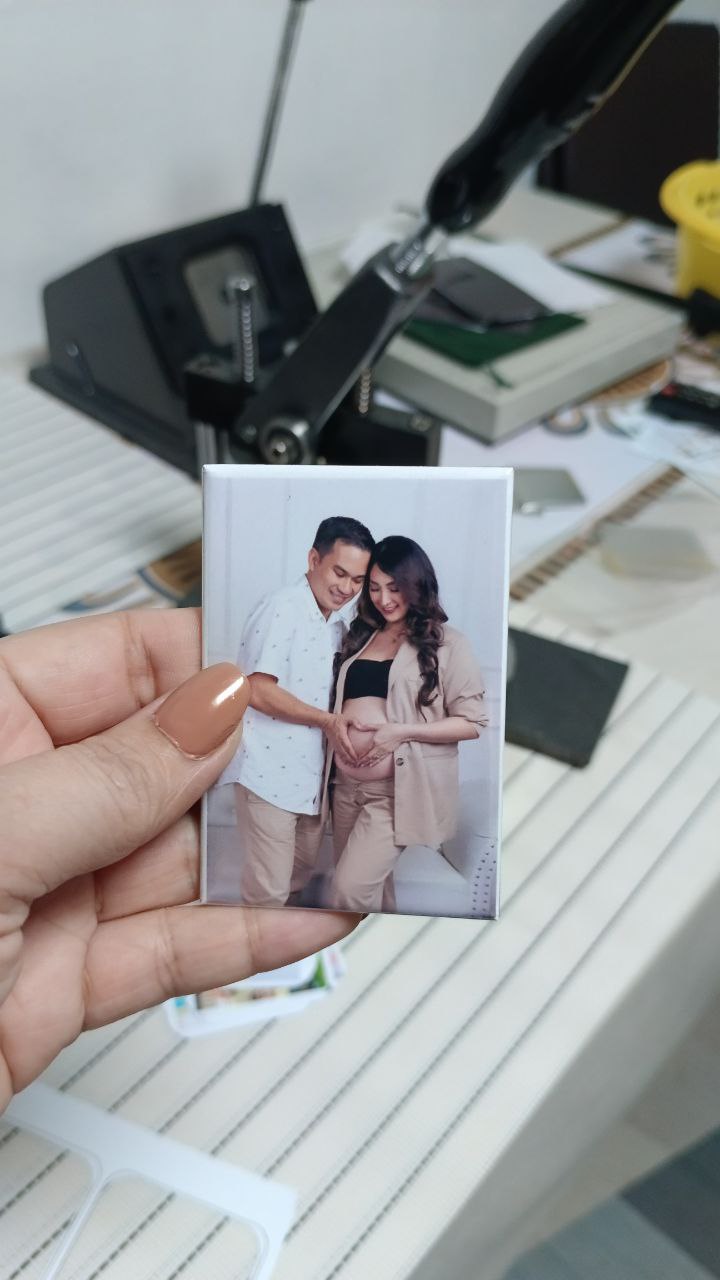 Photo Ref Magnet Size 2x3   set of 2