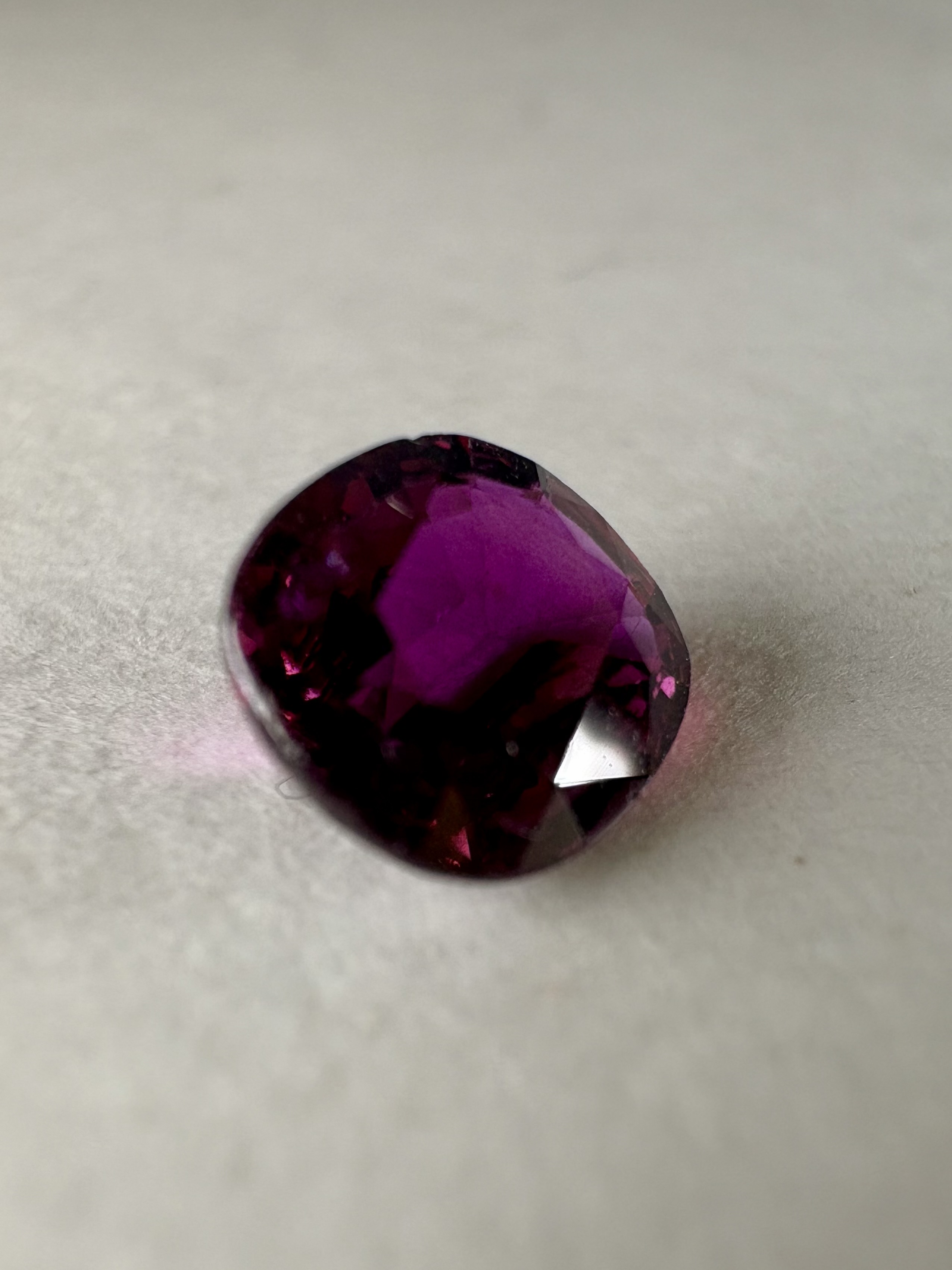 Rubis naturel 0,84 Carats