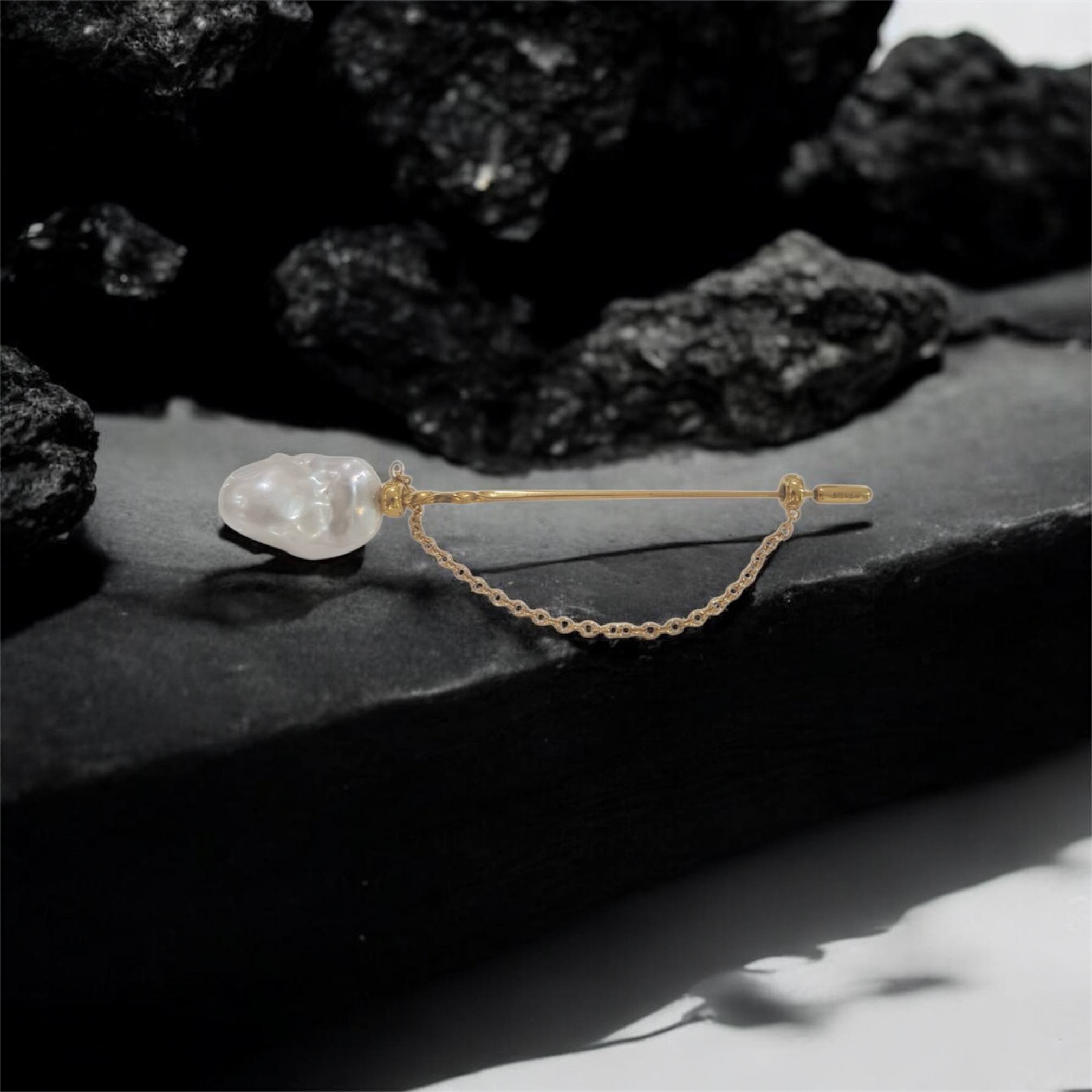 Fibule Perle et Argent doré