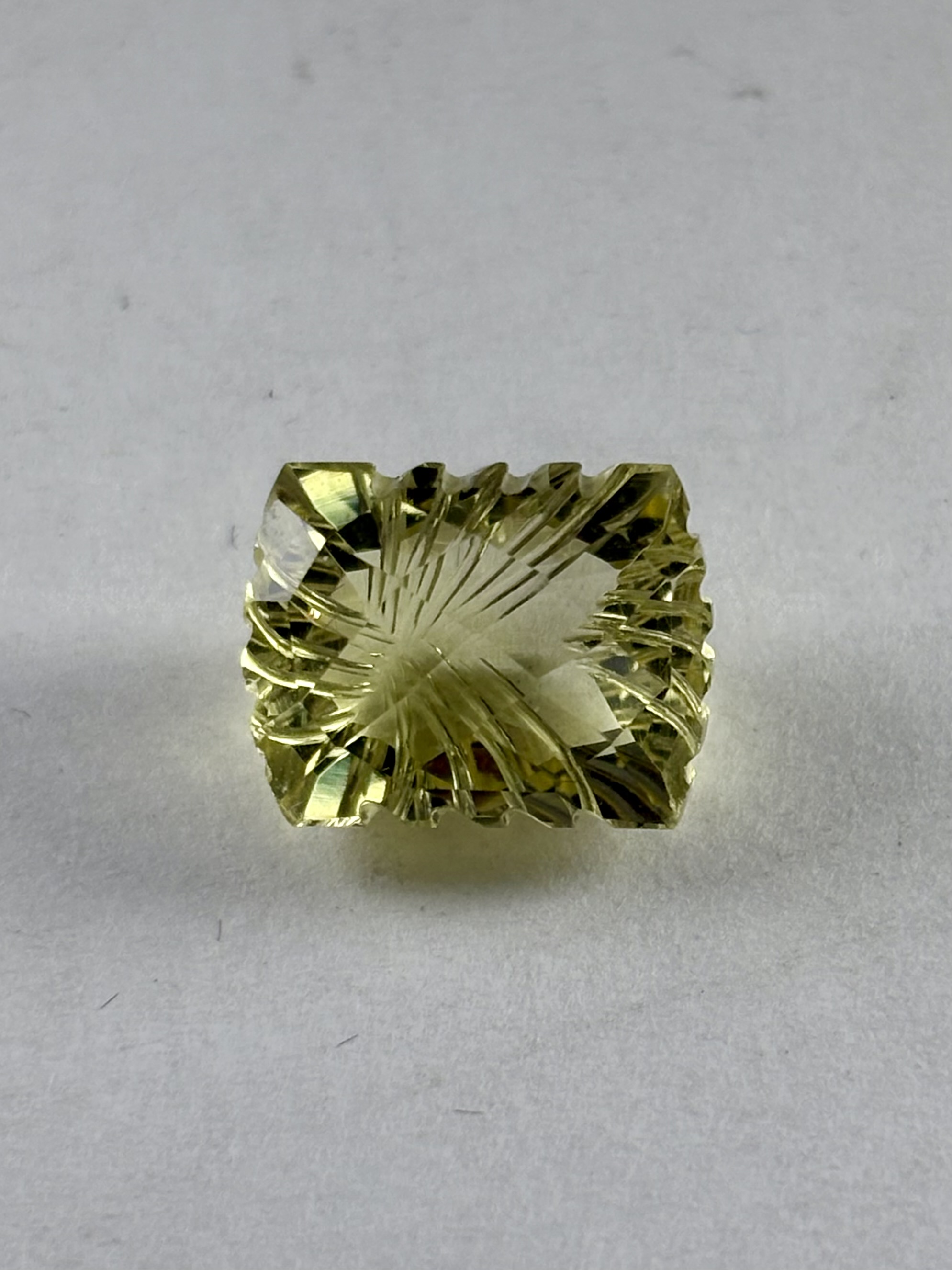 Quartz Lemon naturel 6,54 carats