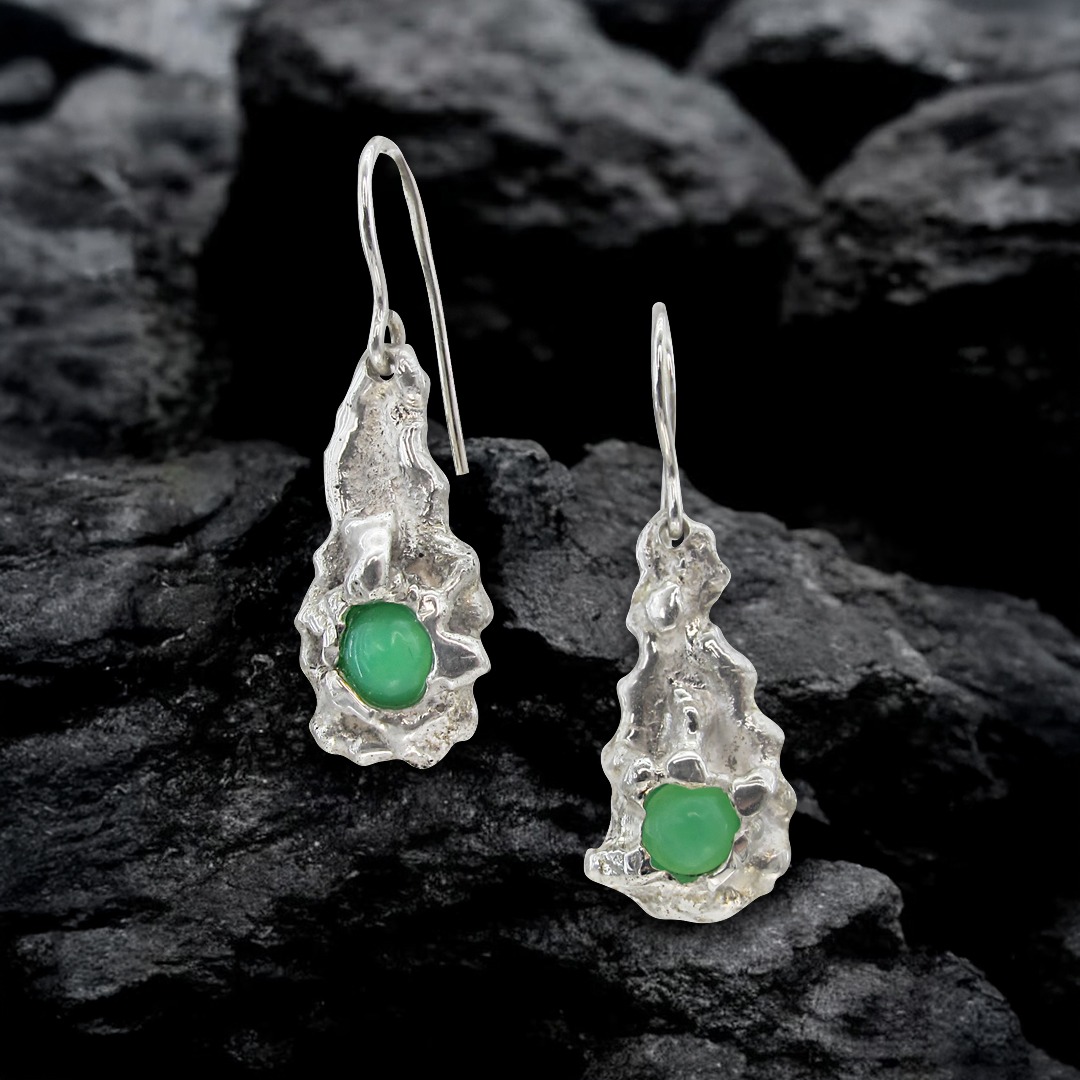 - CHLOÉ - Boucles d’oreilles en chrysoprase cabochon & argent