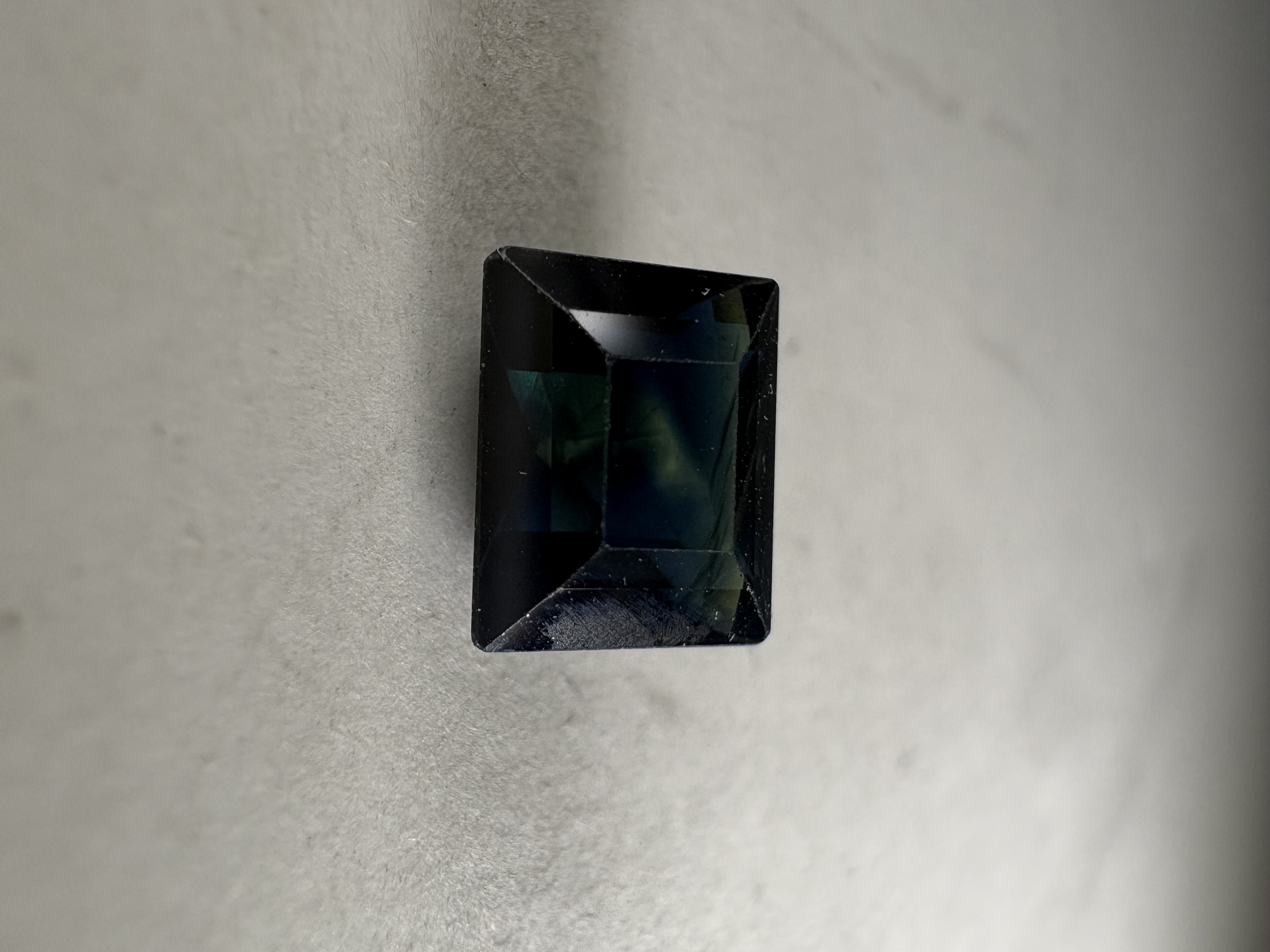 Saphir naturel 2,50 carats