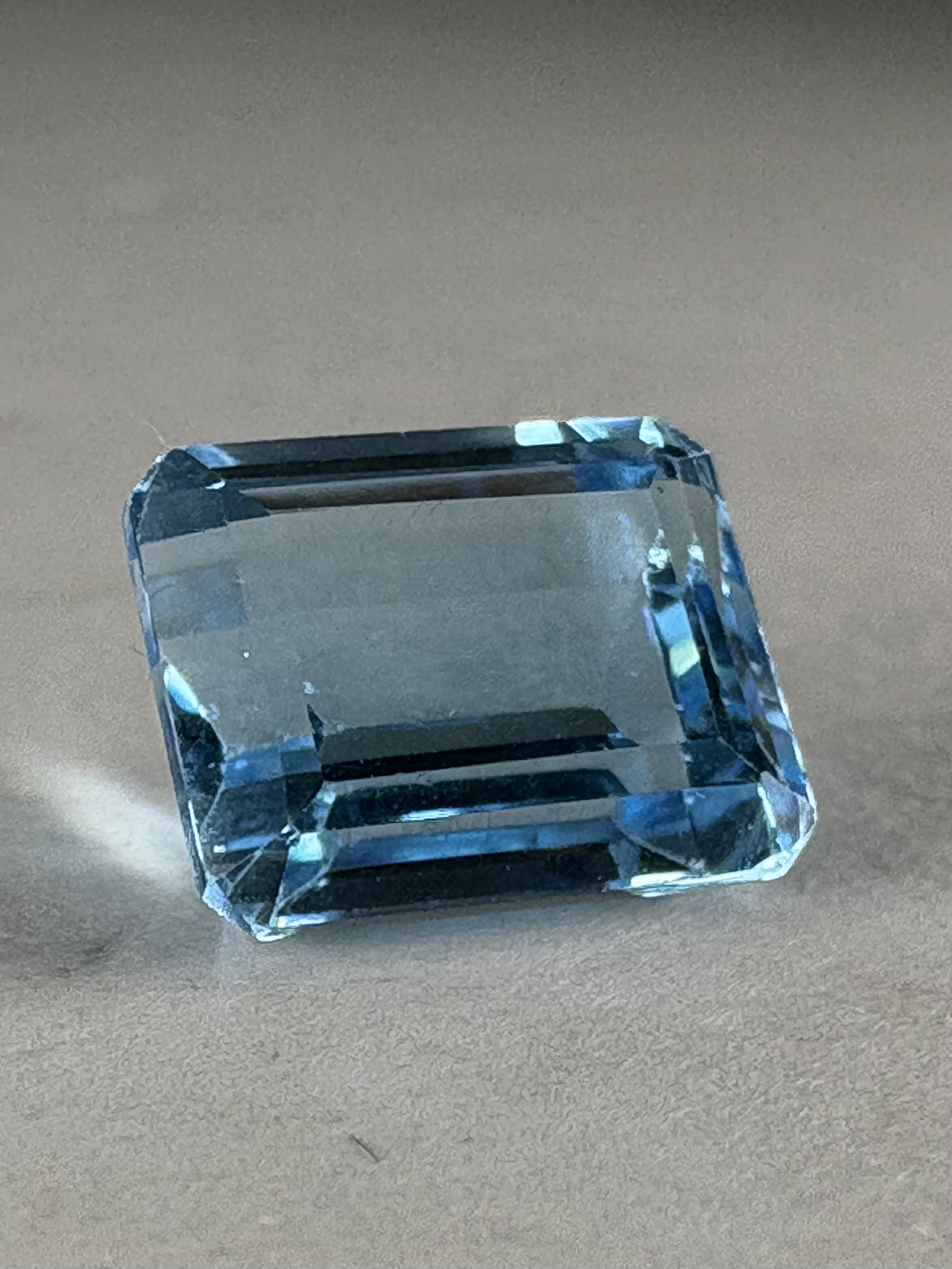 Topaze taille émeraude 5,19cts