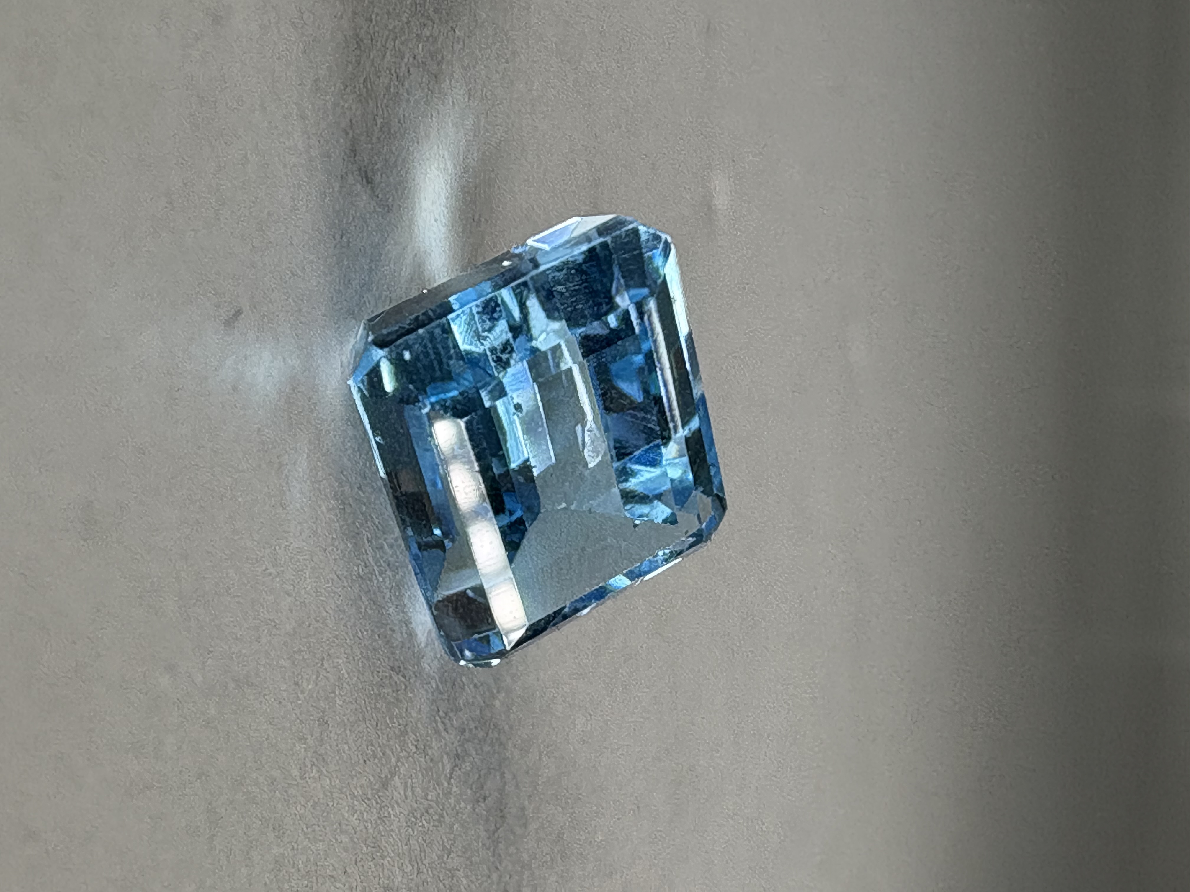 Topaze taille émeraude 5,19cts