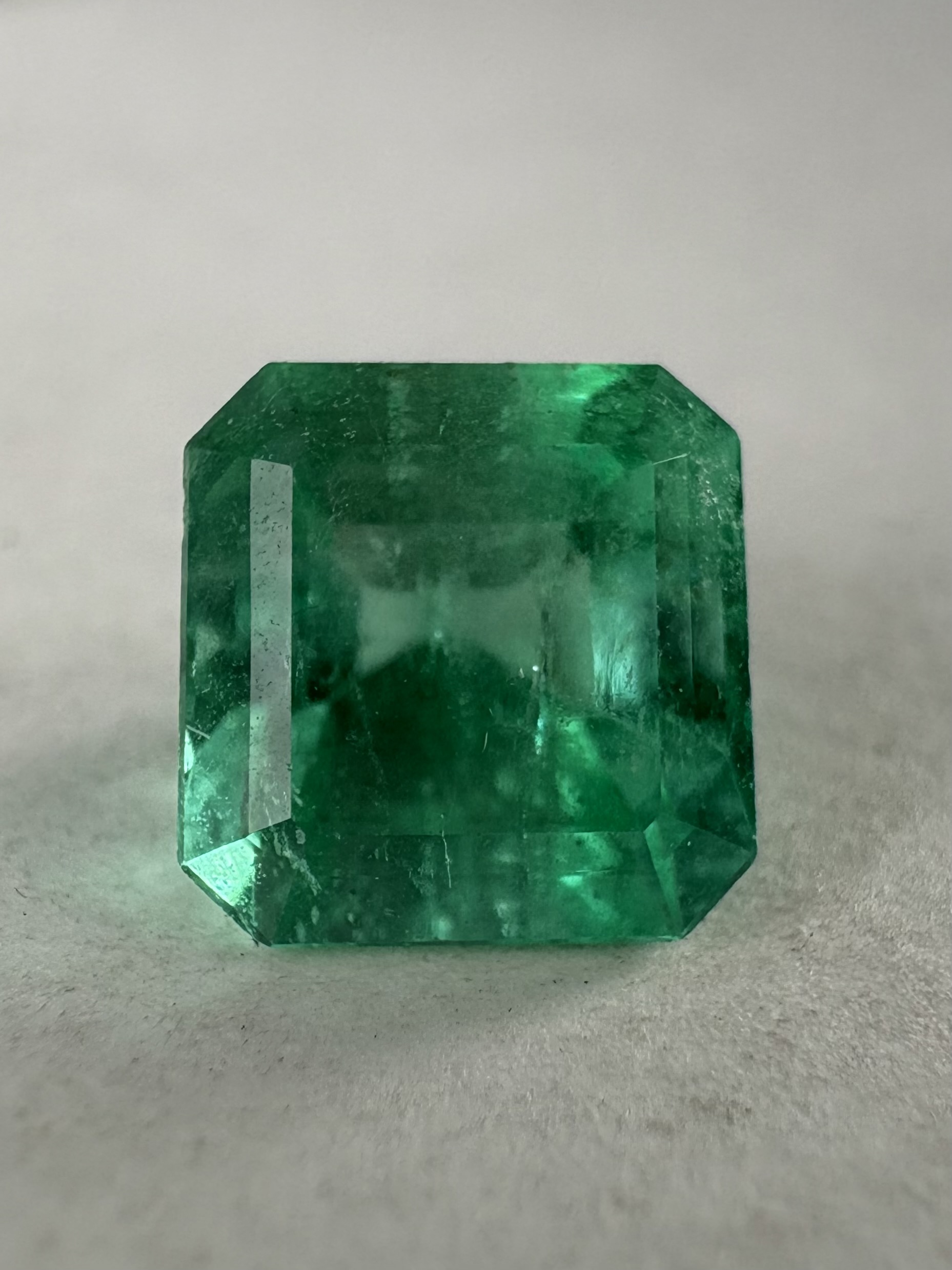 Émeraude naturelle 1,05 carat