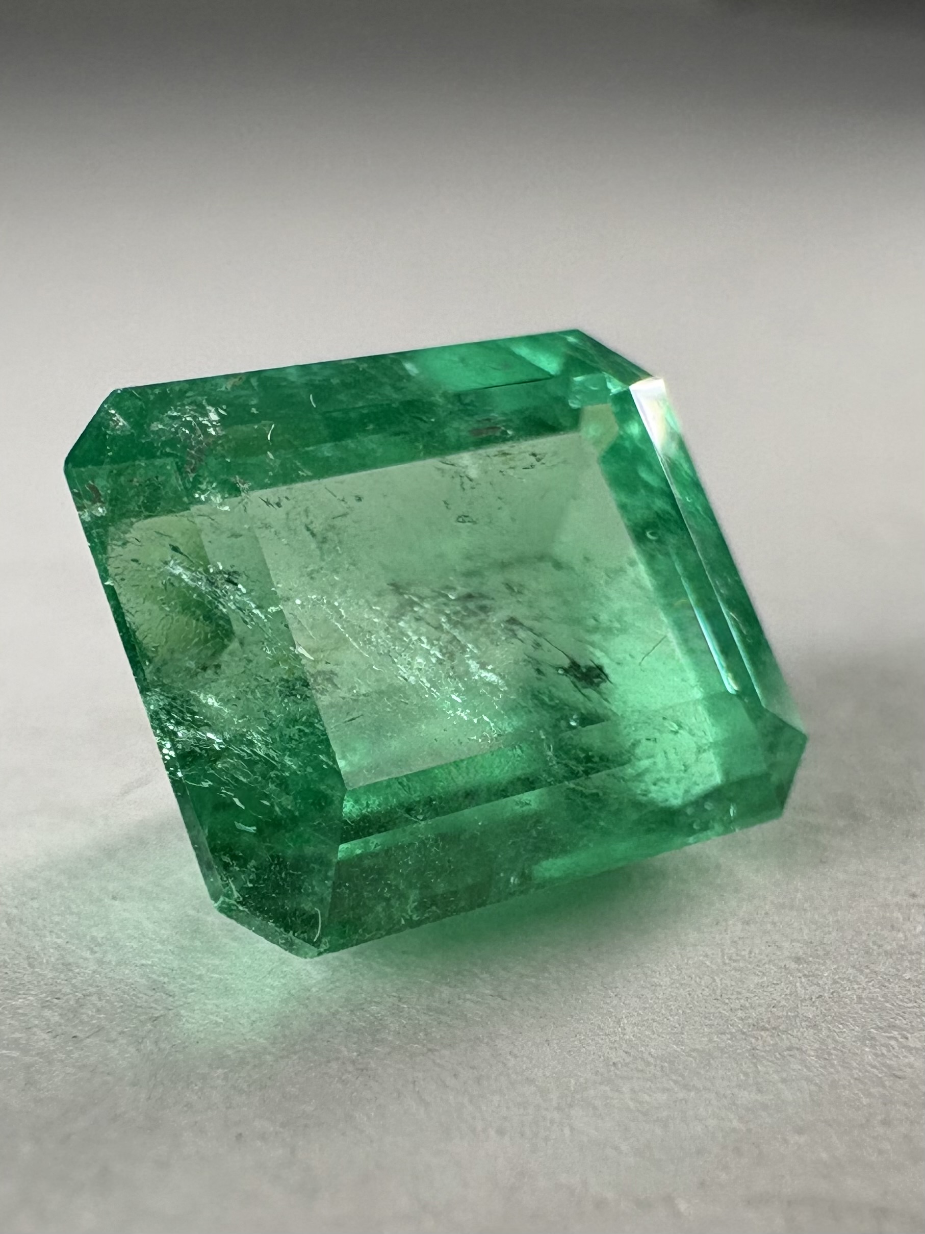 Émeraude naturelle 4,68 carats