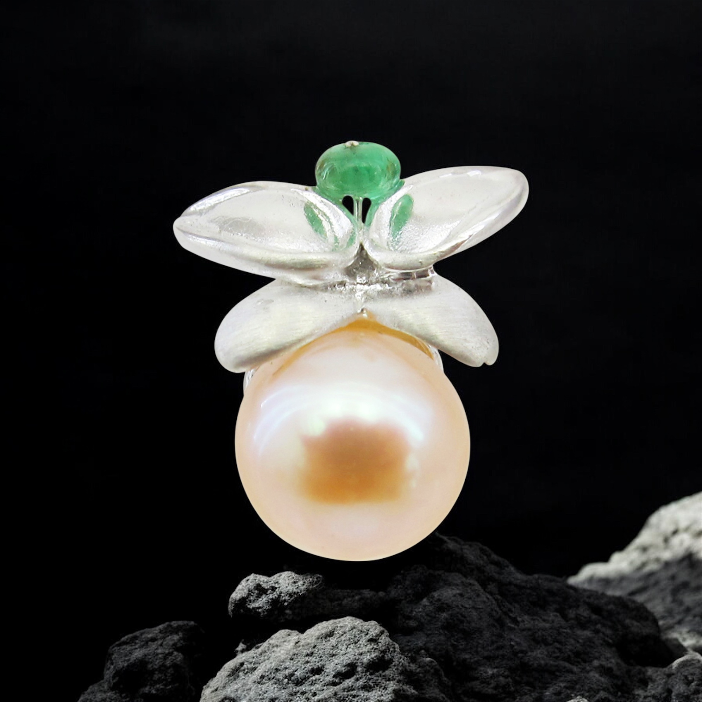 Luciole en Perle, Argent et Emeraude