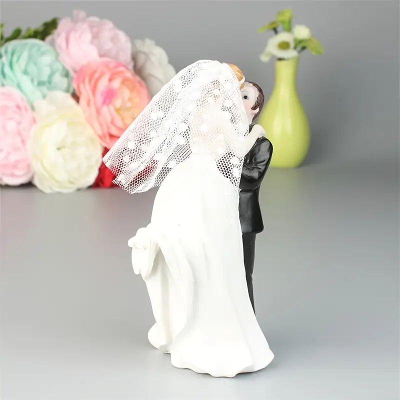 Happy Bride & Groom Wedding Topper