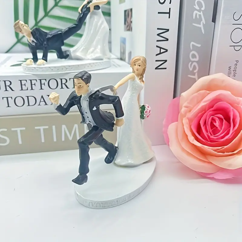 Romantic Bride & Groom Wedding Cake Topper