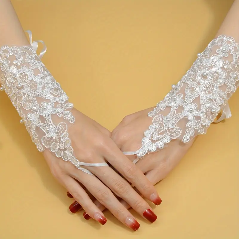 Exquisite Fingerless Bridal Lace Gloves 