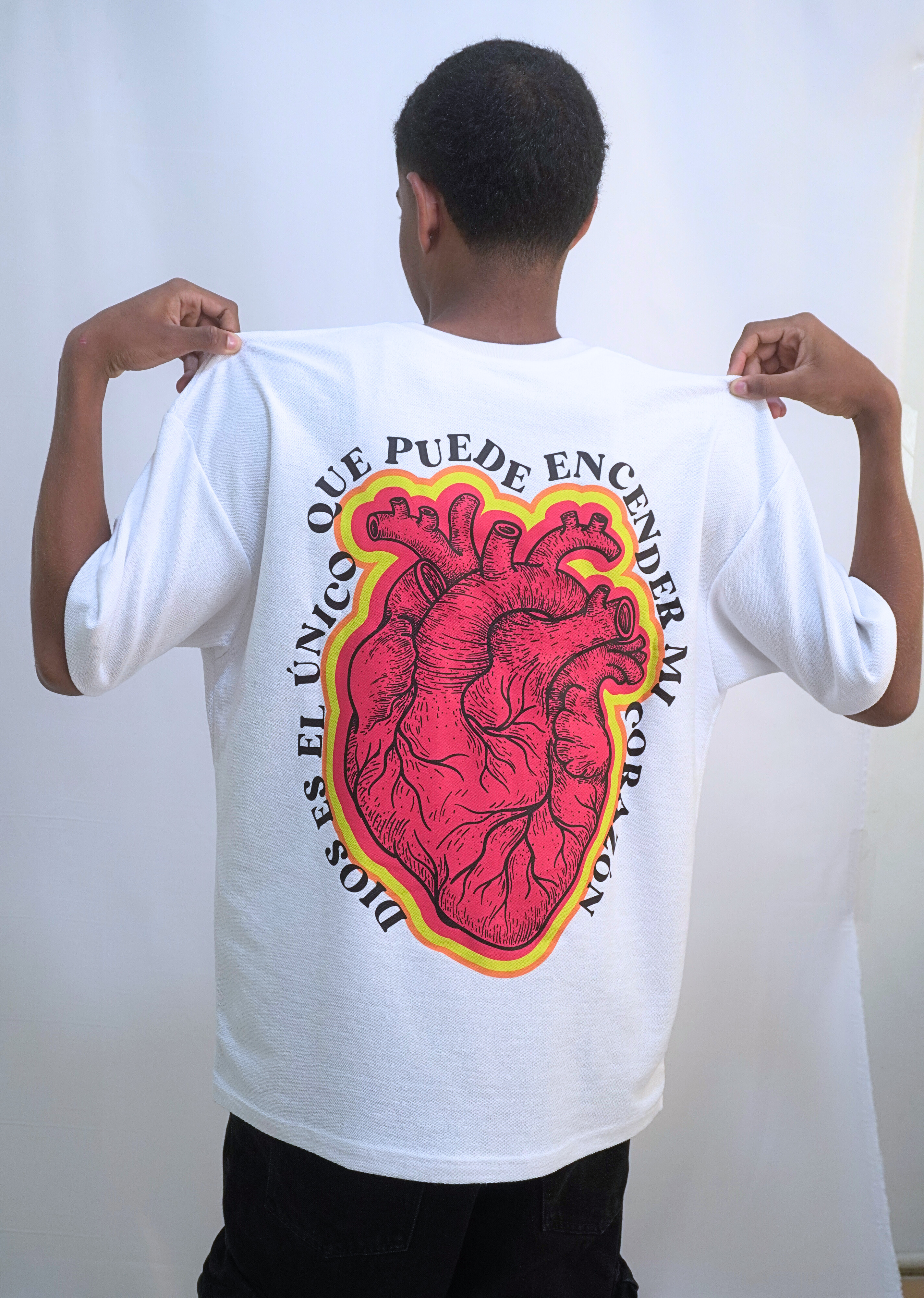 Camiseta con diseño de corazón
