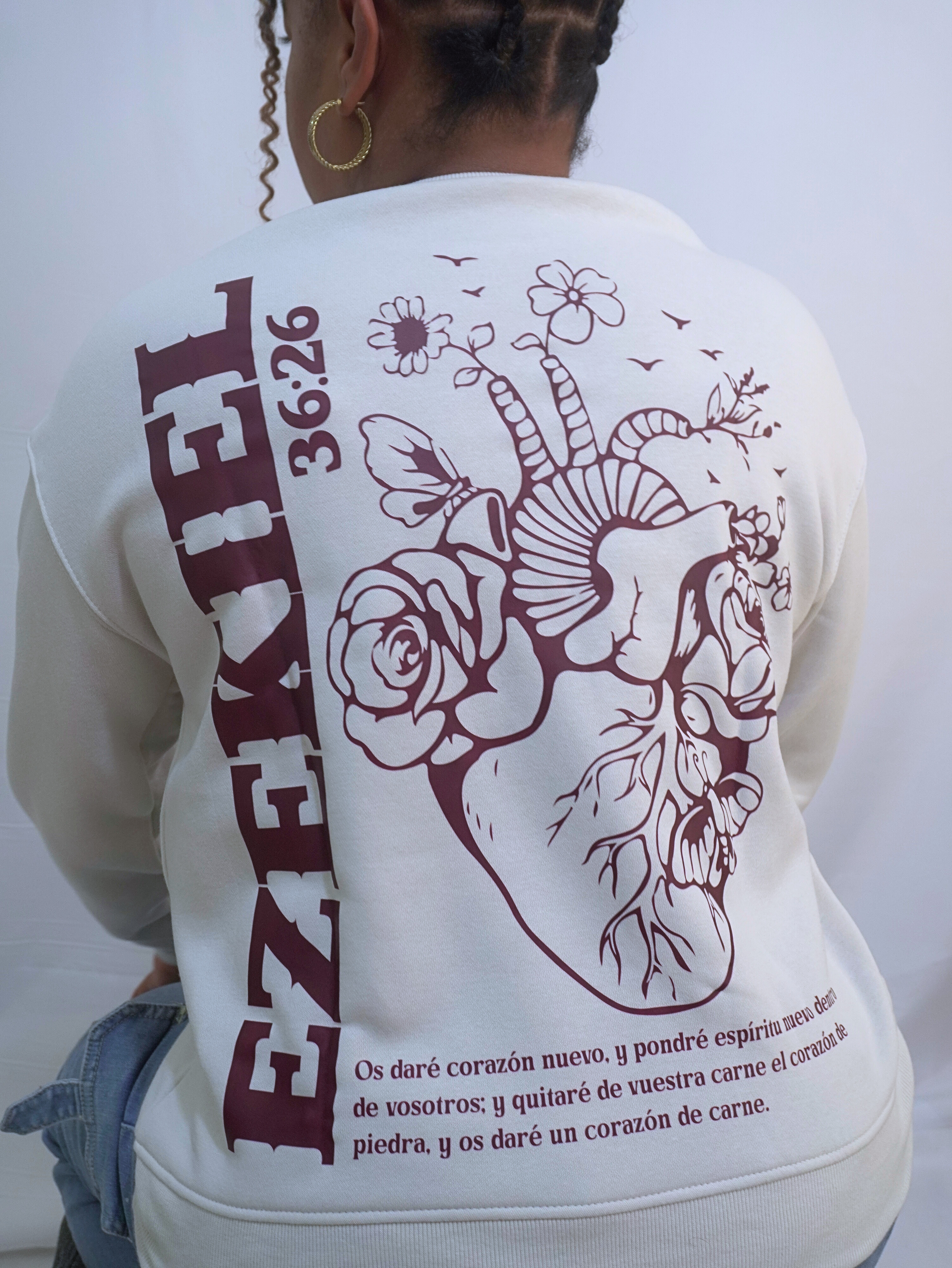 Sudadera blanca con estampado