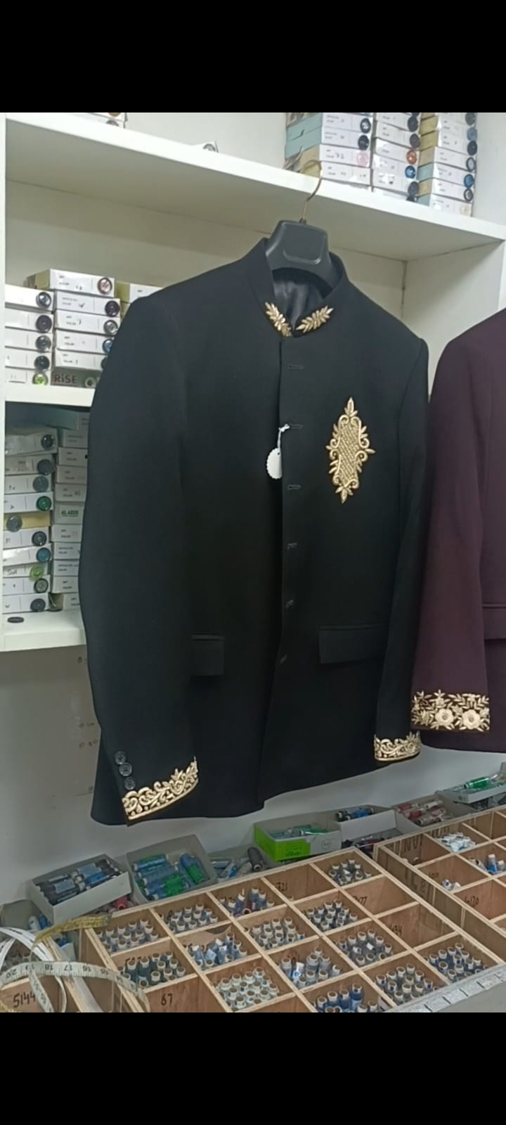 Men's Black Embroidered Sherwani