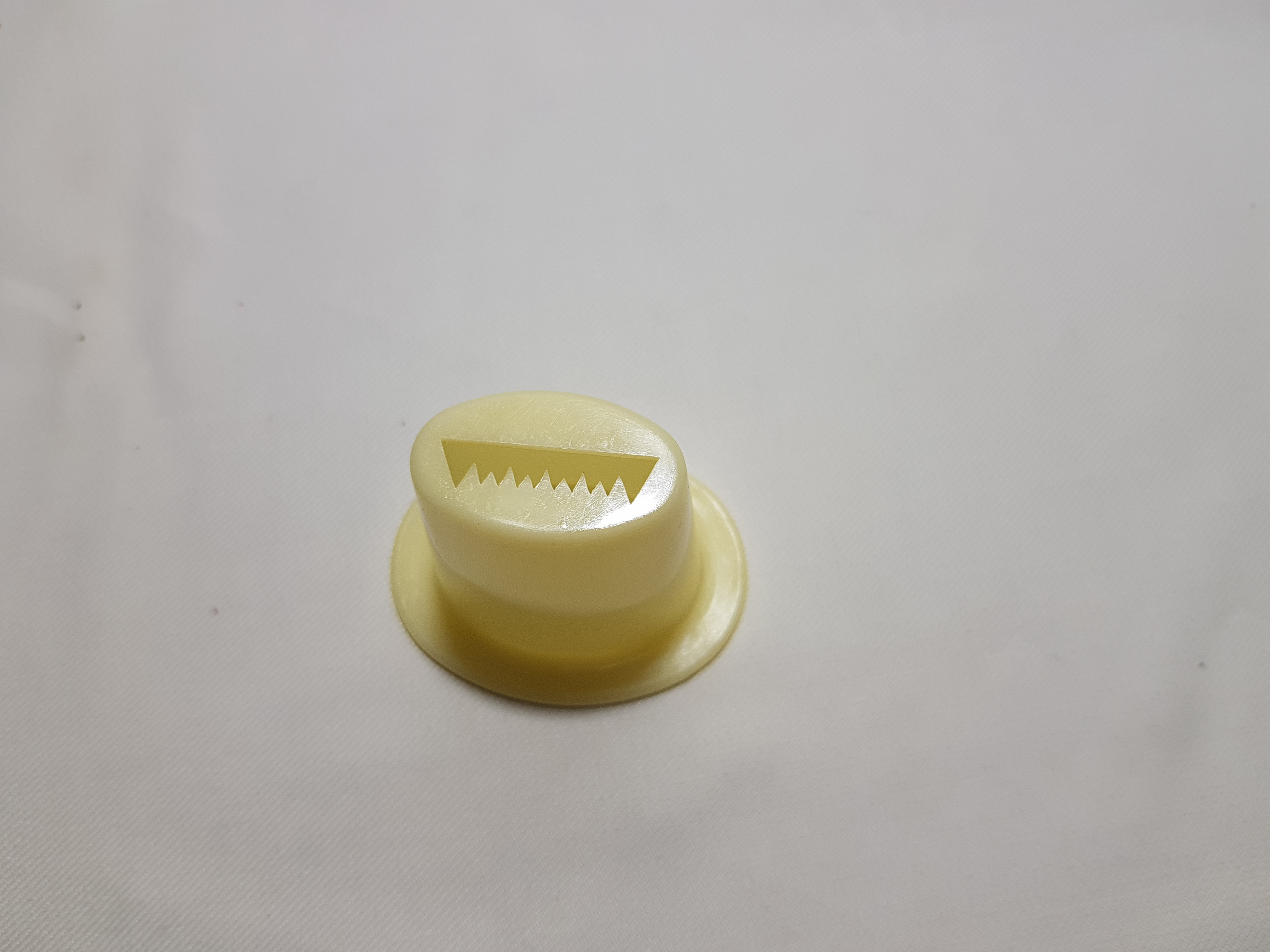Pineapple Tart Roll Thumb press