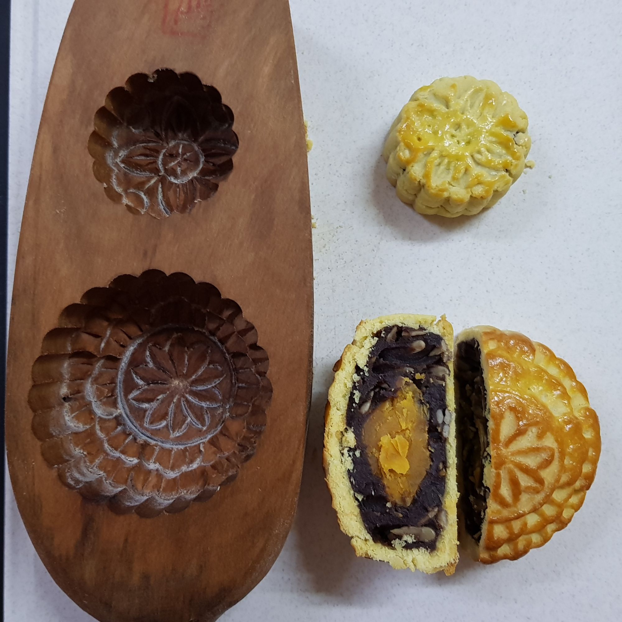 Pyramid Mooncake Mould