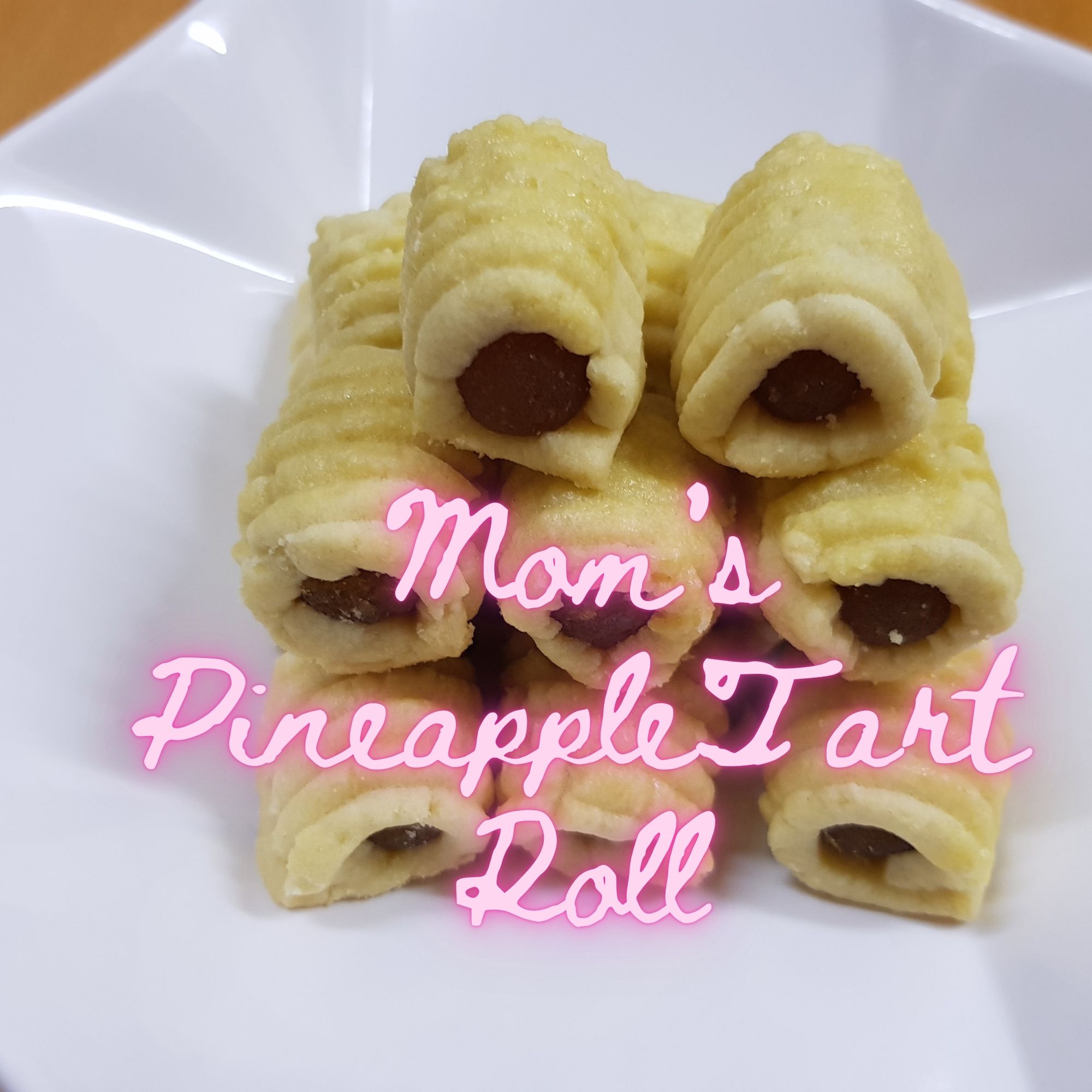 Pineapple Tart Roll Pump