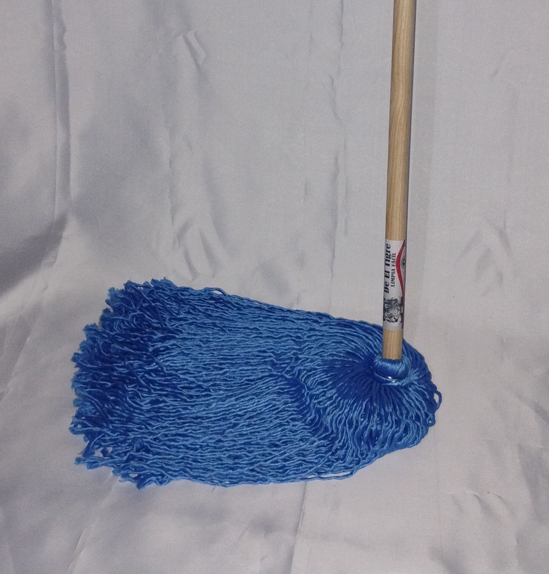 Trapeador de Hilaza española