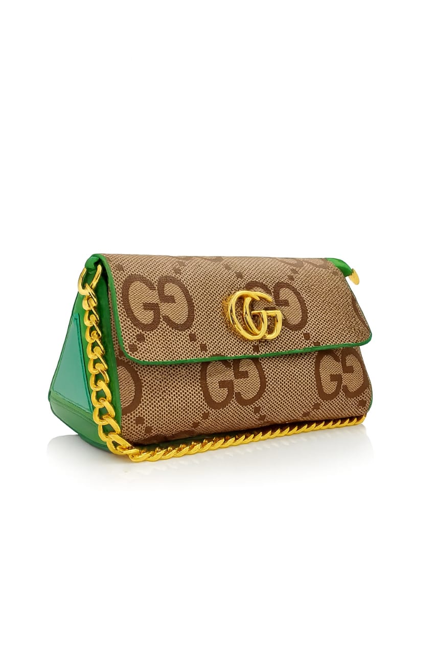 Gucci GG Matelassé Shoulder Bag