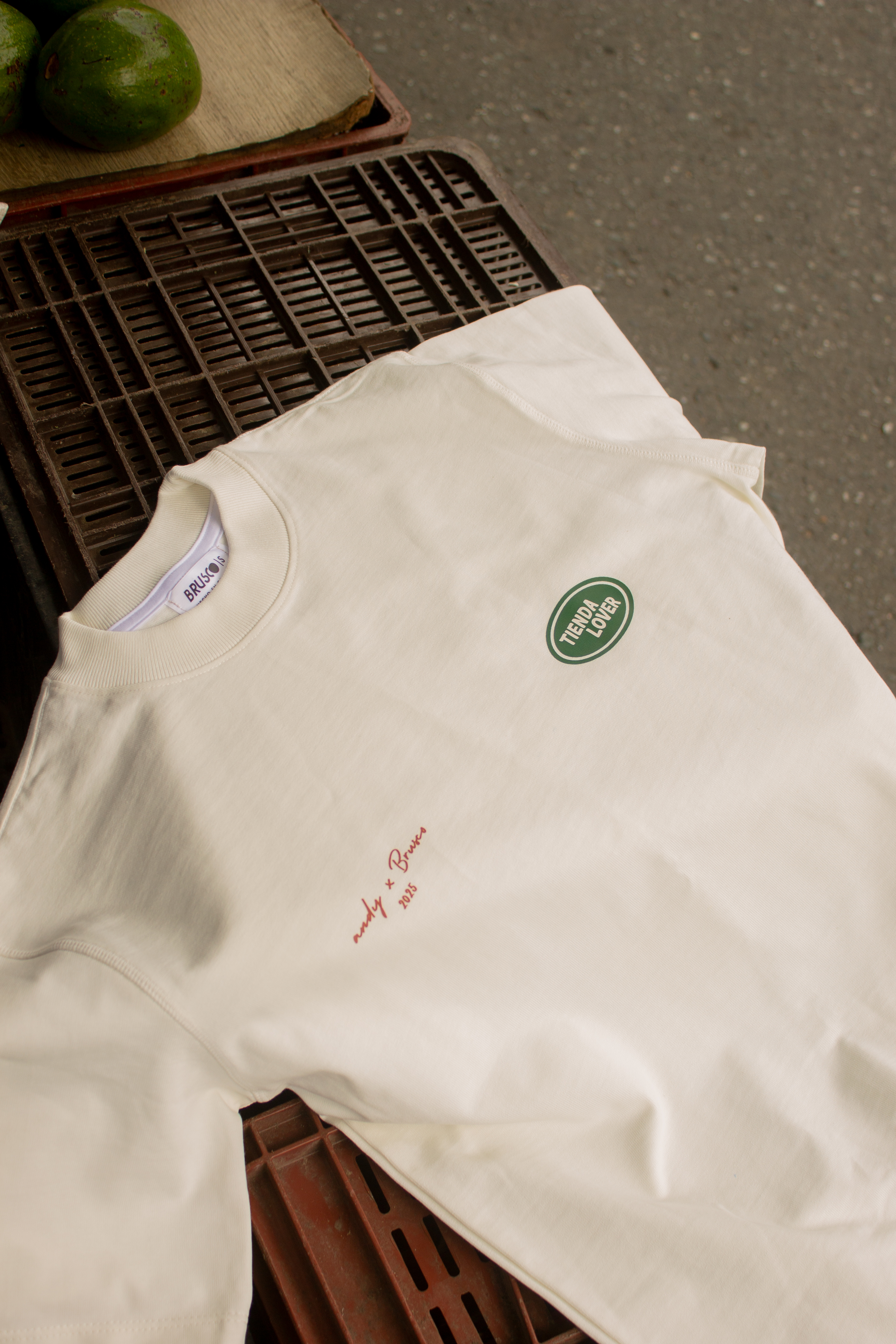 Camiseta Oversized - La Tienda de la Esquina