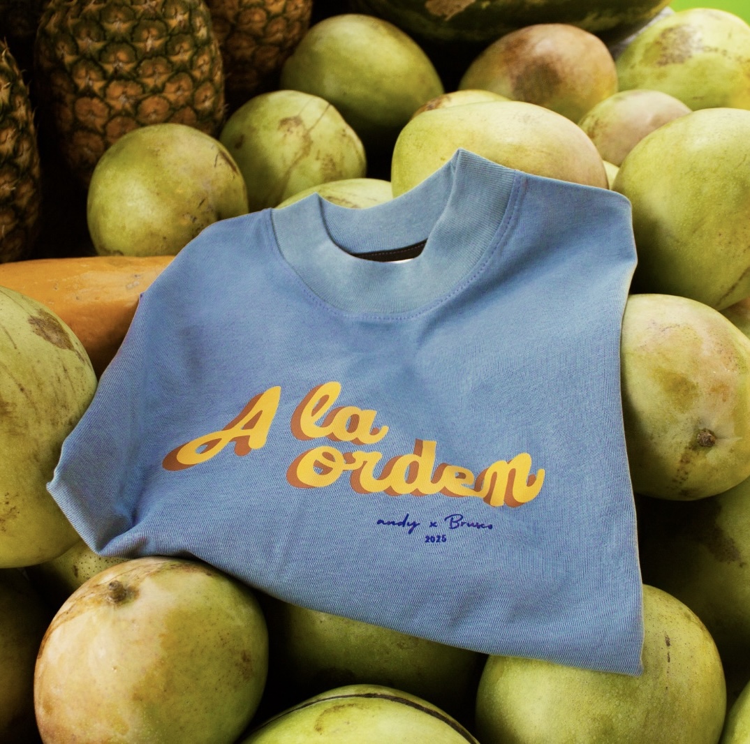 Camiseta Oversized “A la Orden” - La Tienda de la Esquina