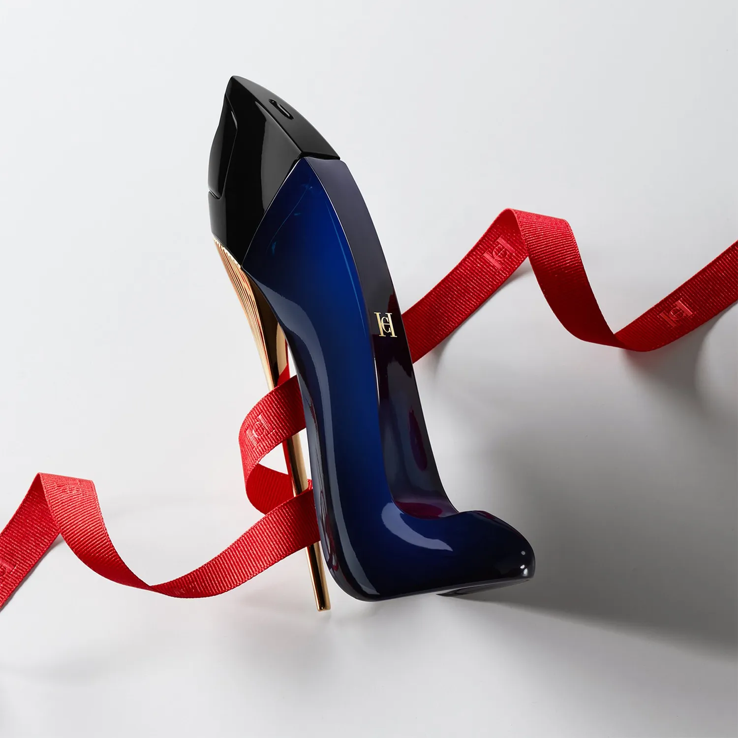 Good Girl Carolina Herrera