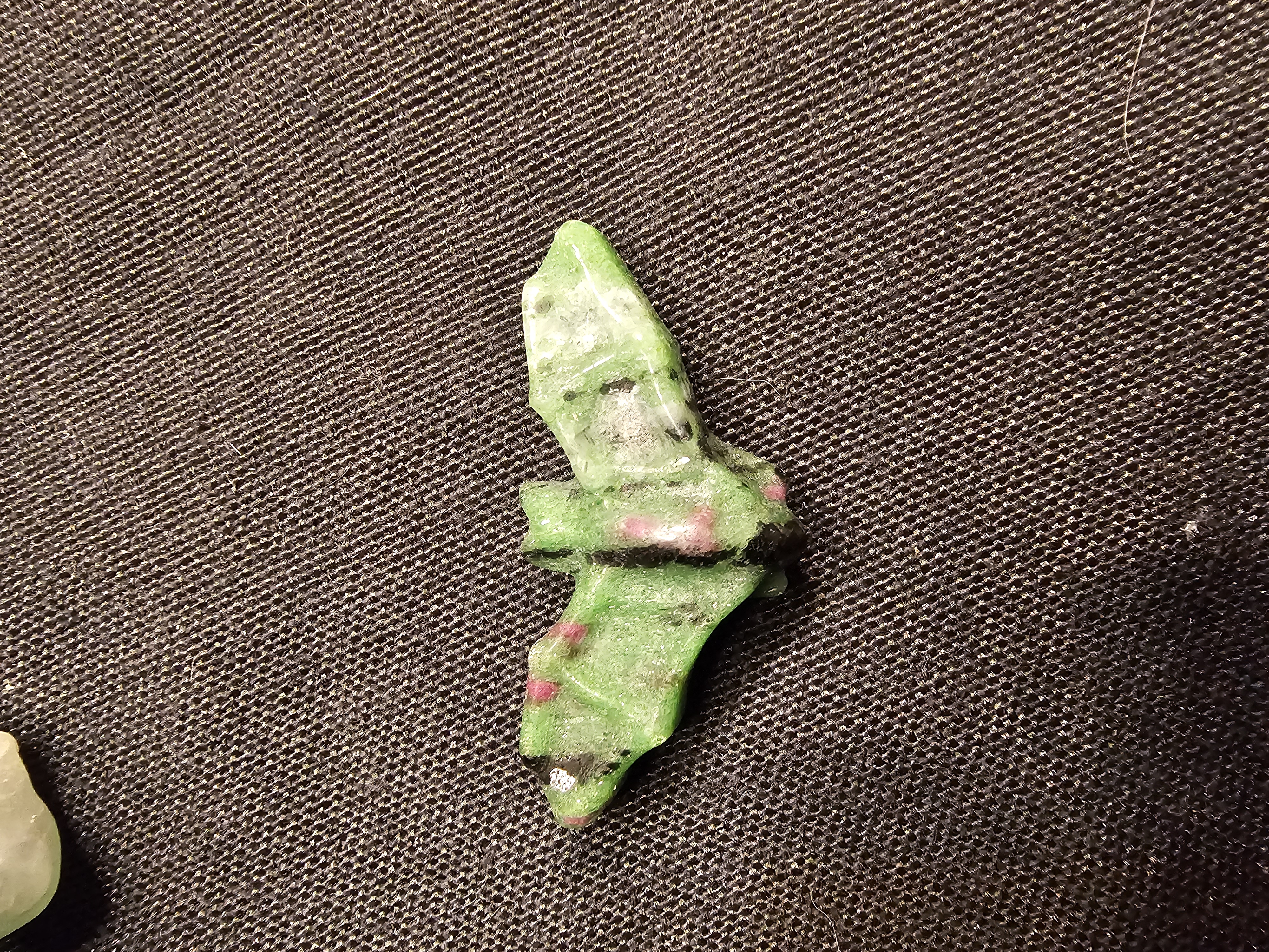 Ruby Zoisite mini bat carving