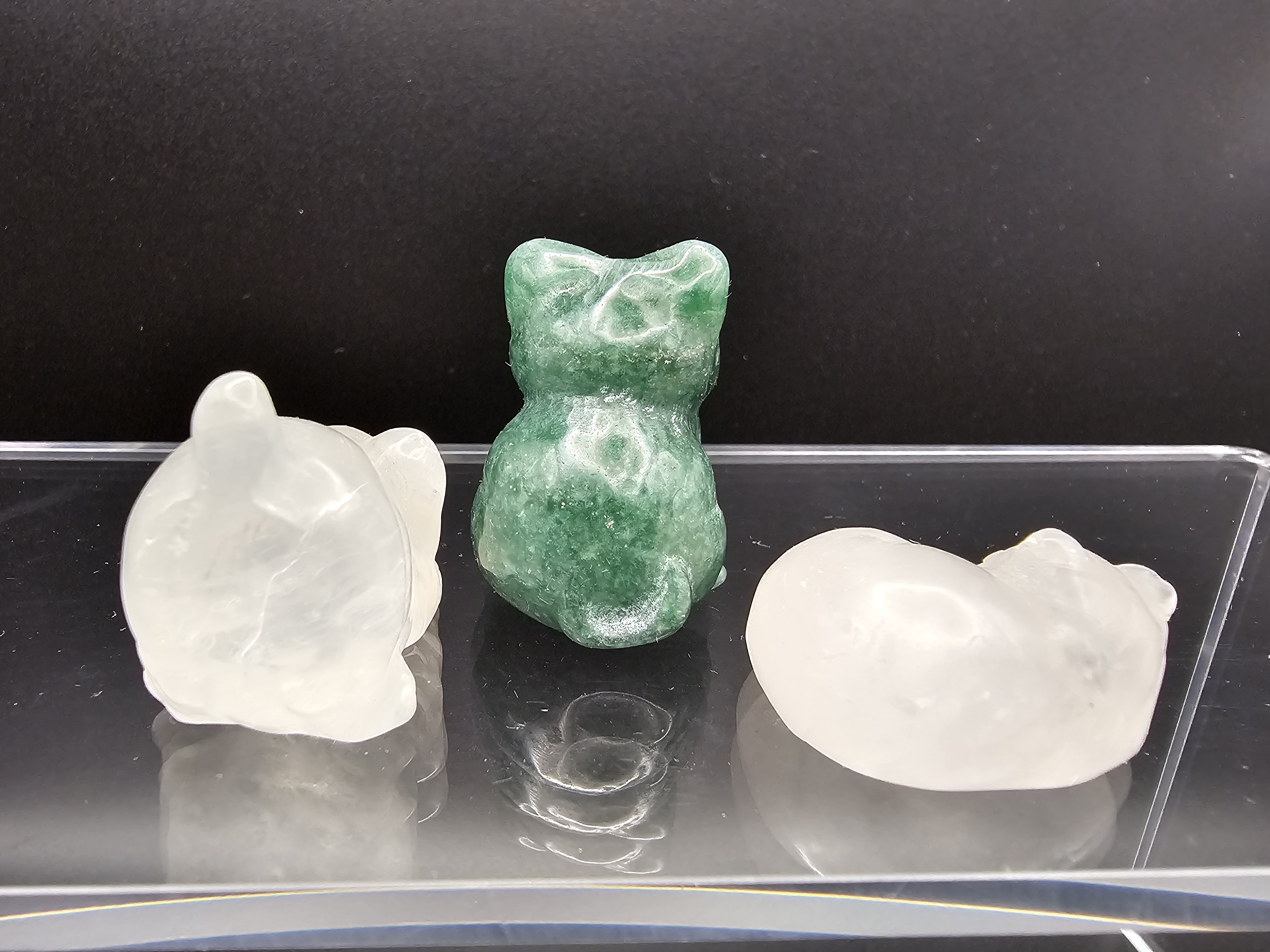 Do you have a crystal cat lover in your life?
