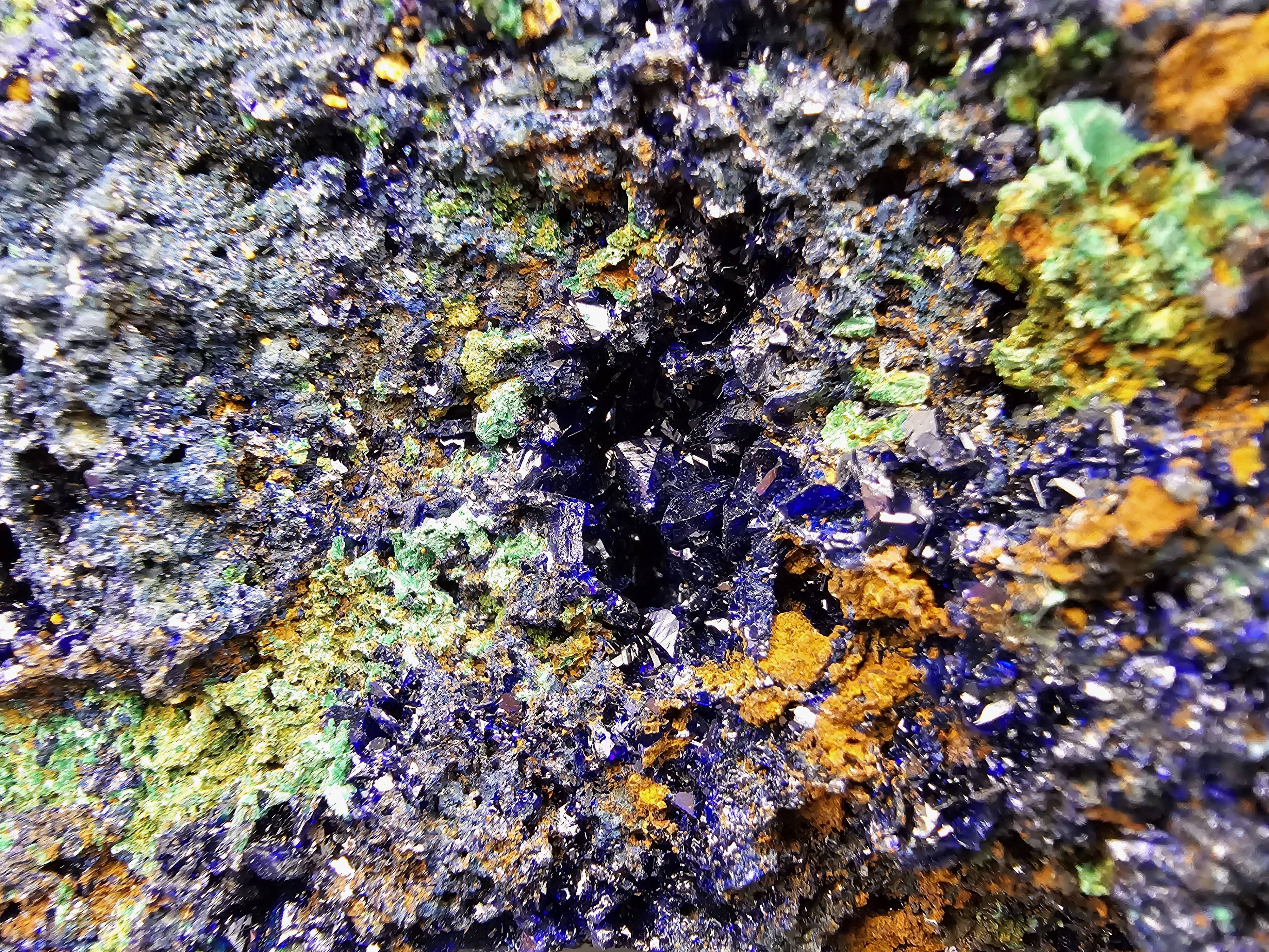 Super Gem sparkle Azurite and Malachite!
