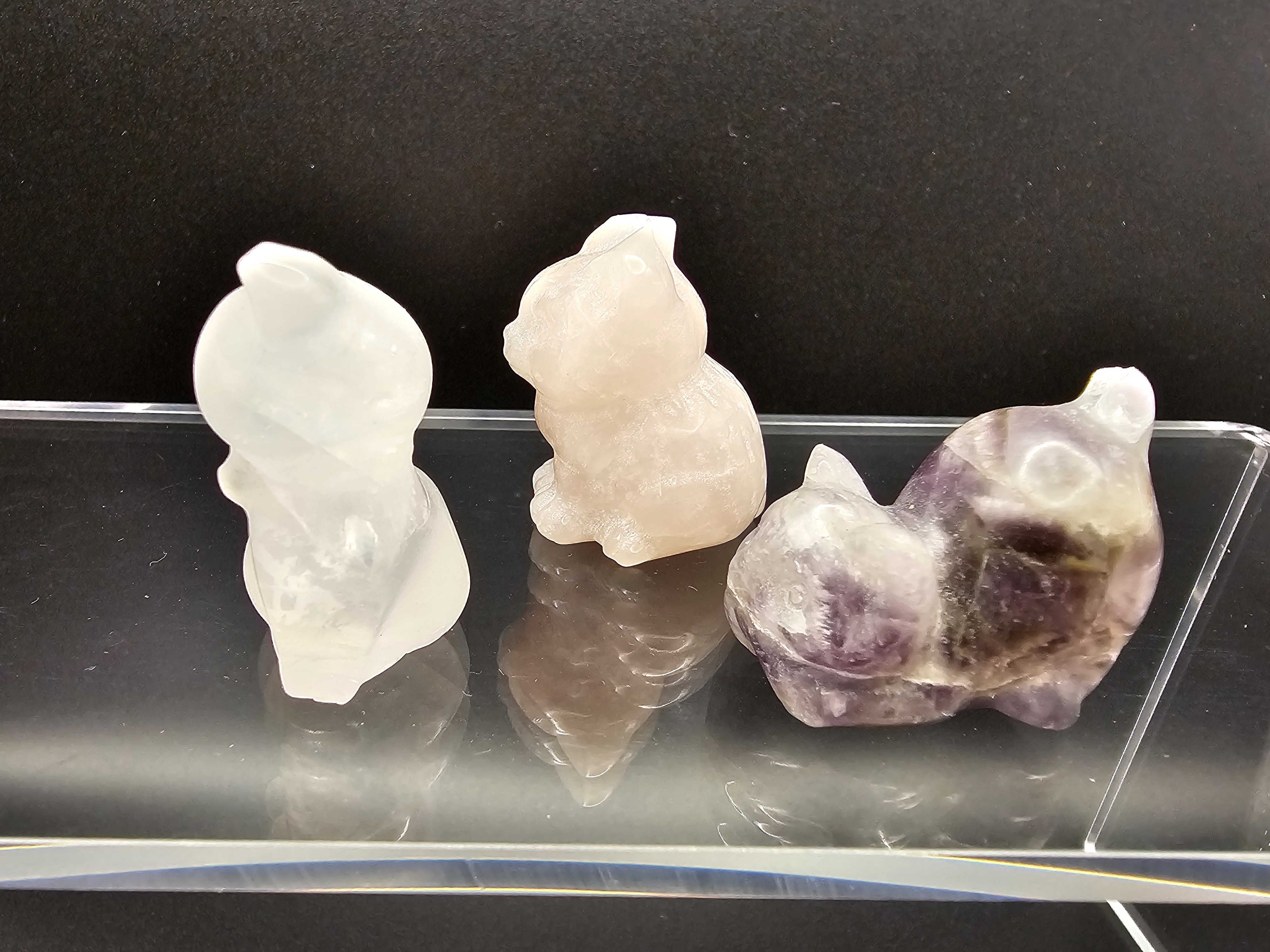 Do you have a crystal cat lover in your life?