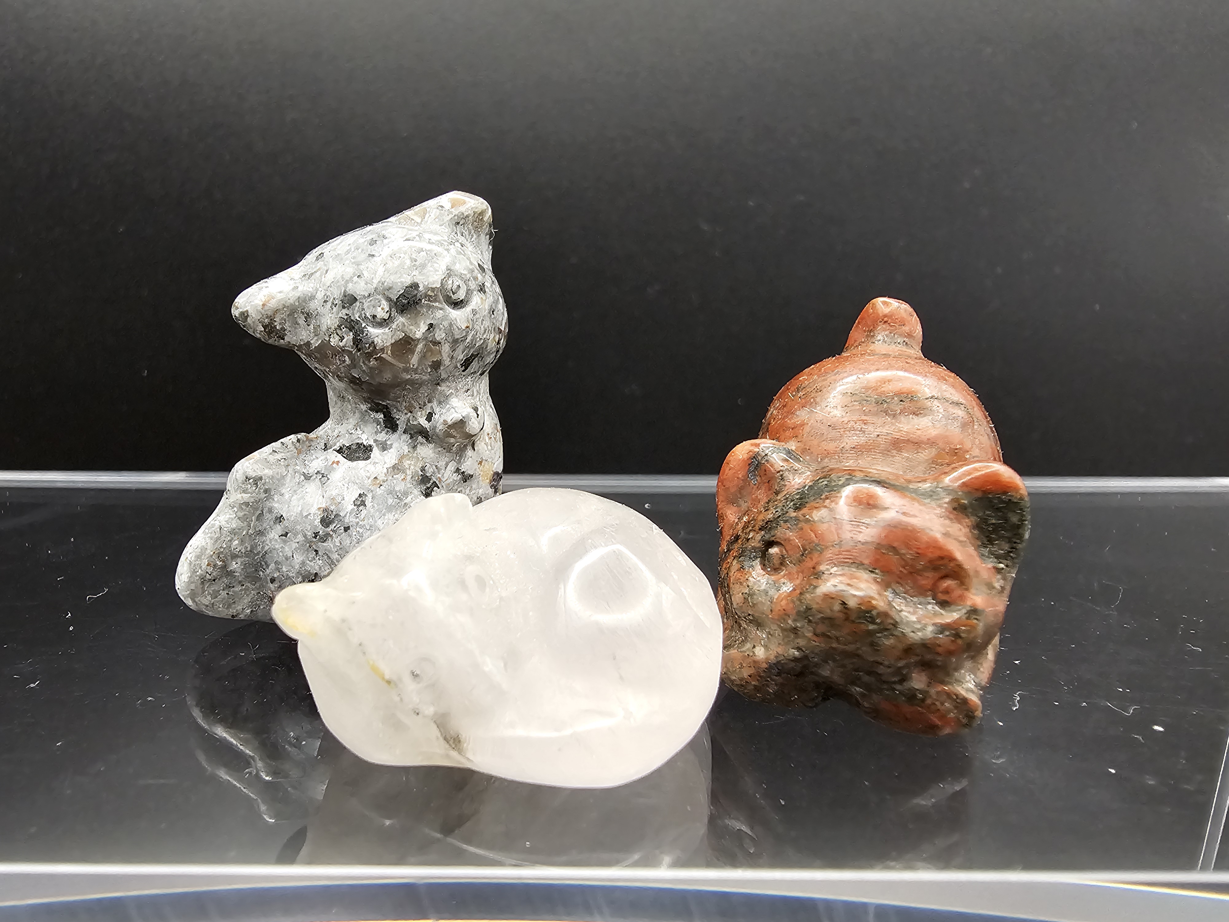 Do you have a crystal cat lover in your life?