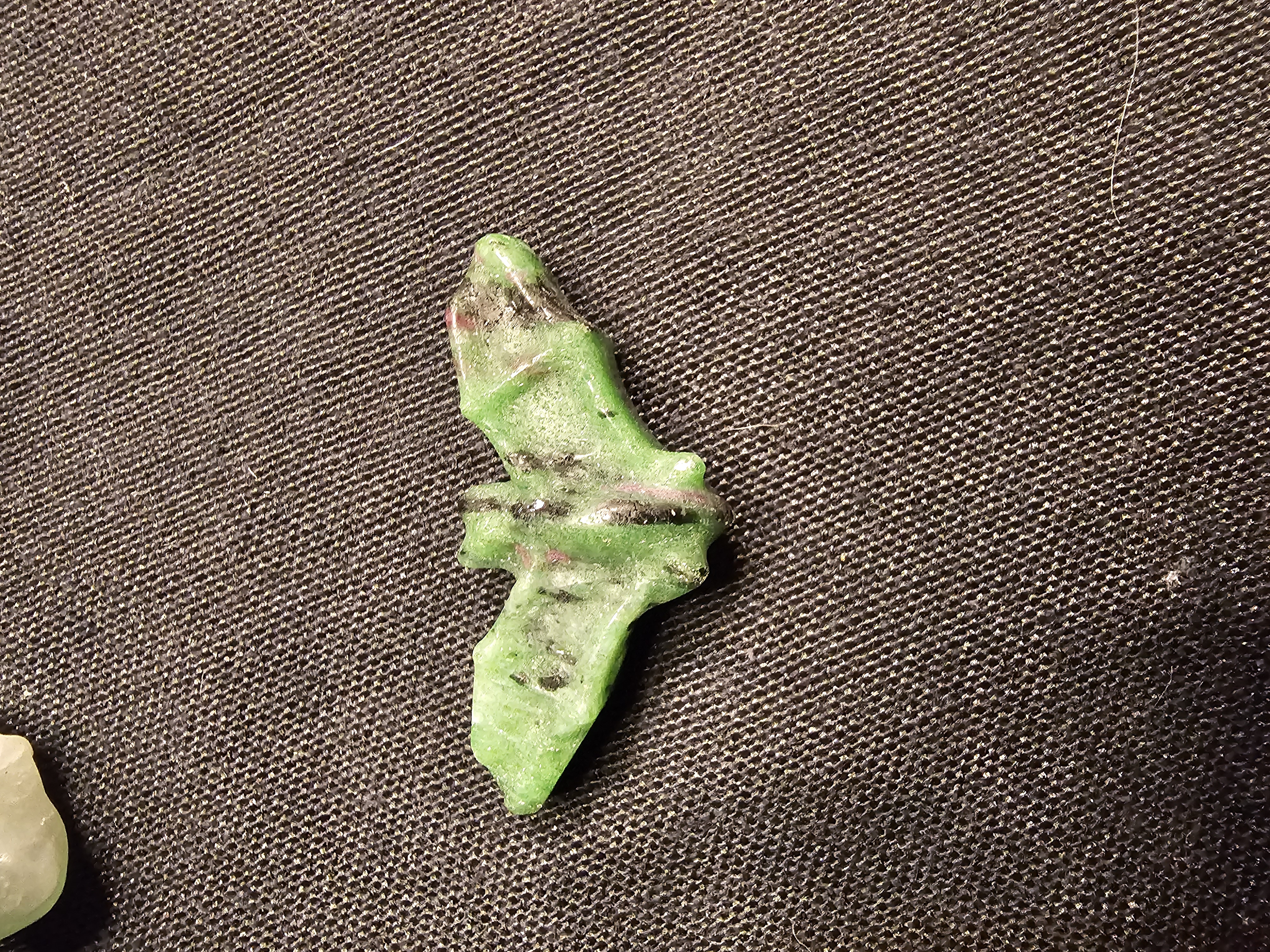 Ruby Zoisite mini bat carving