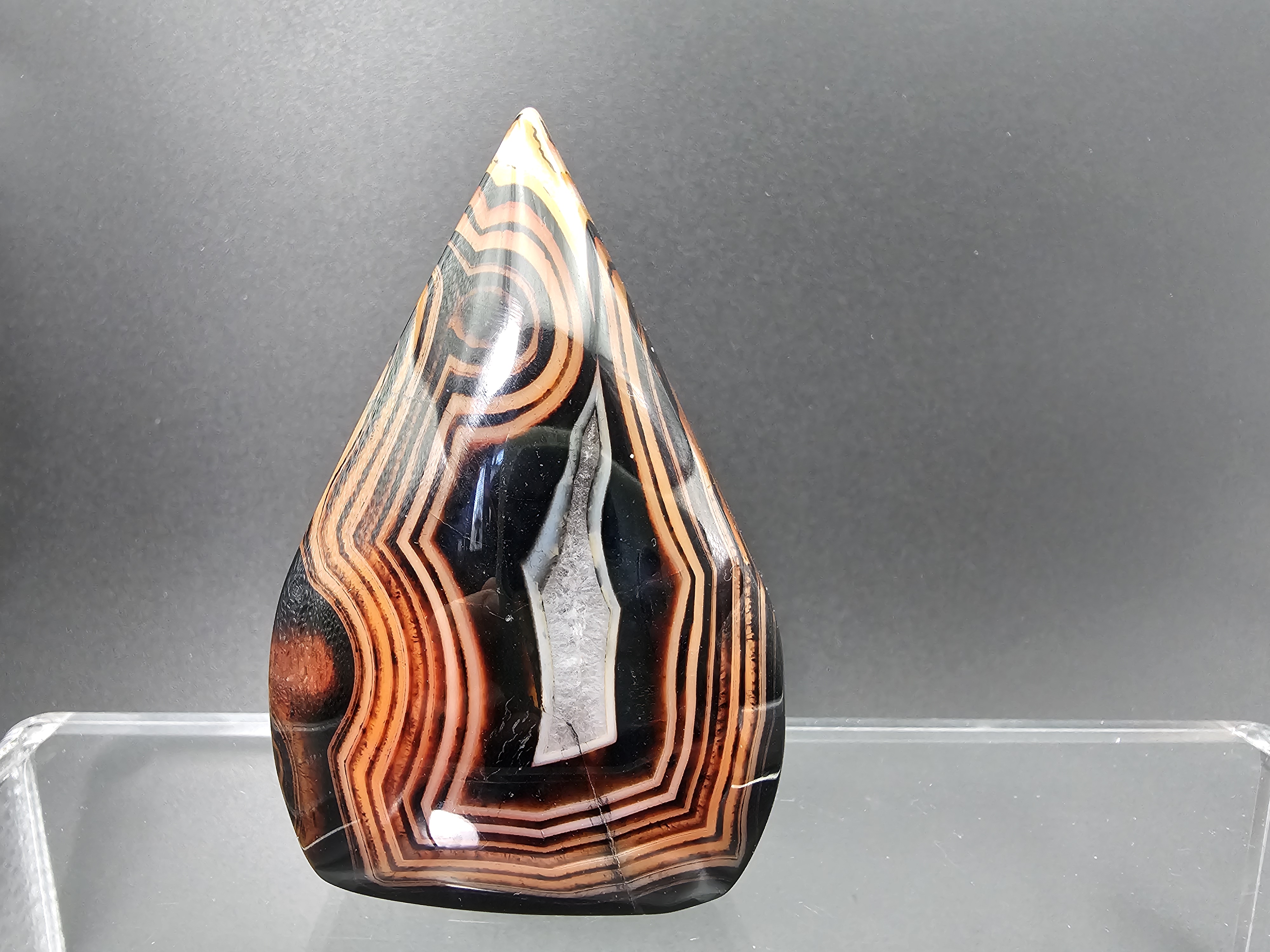 Best Banding Around! Gorgeous Carnelian Sardonyx Teardrop Freeform 