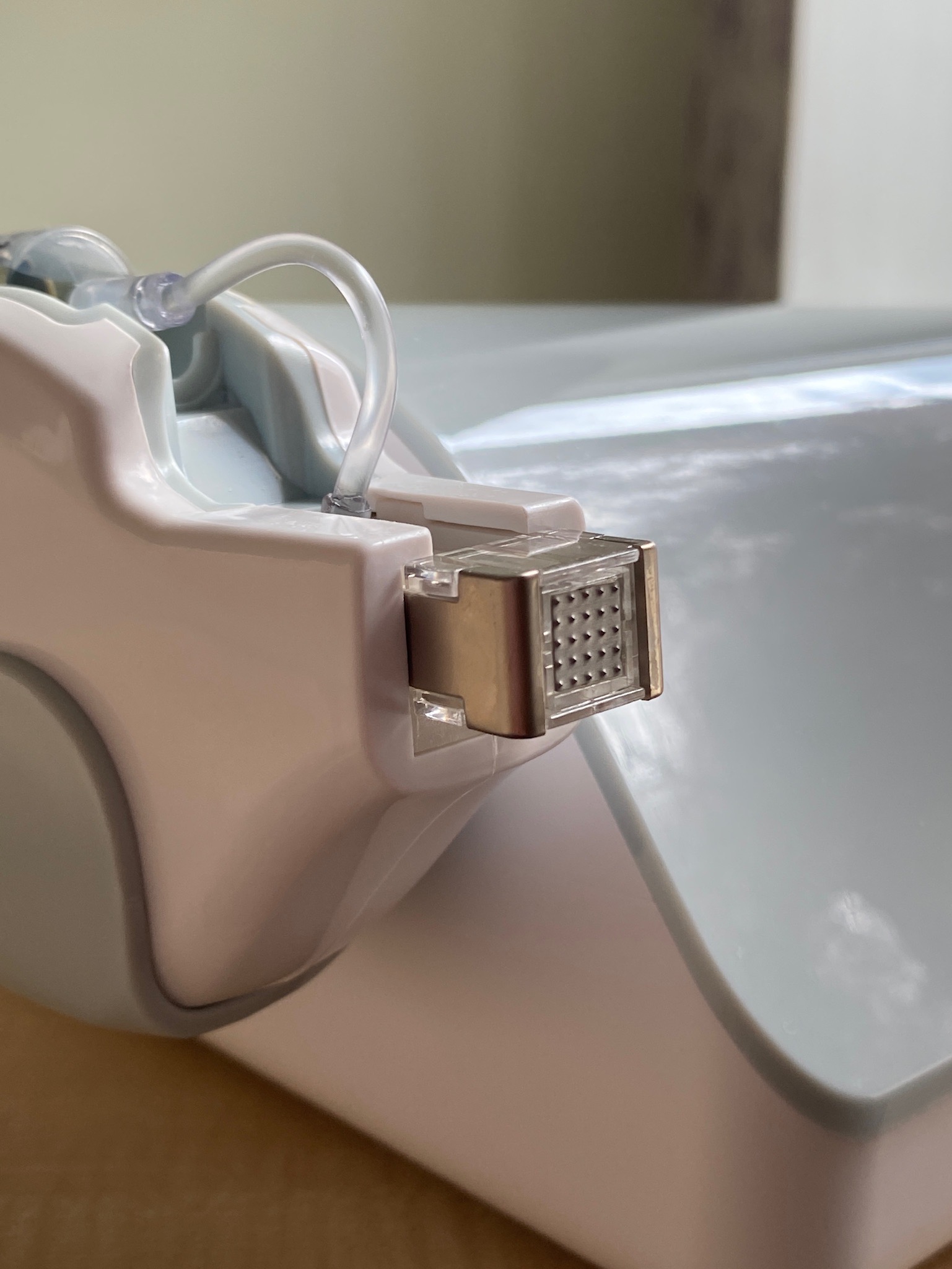 Toskani beadatinė mezoterapija „MesoJectGun" aparatu