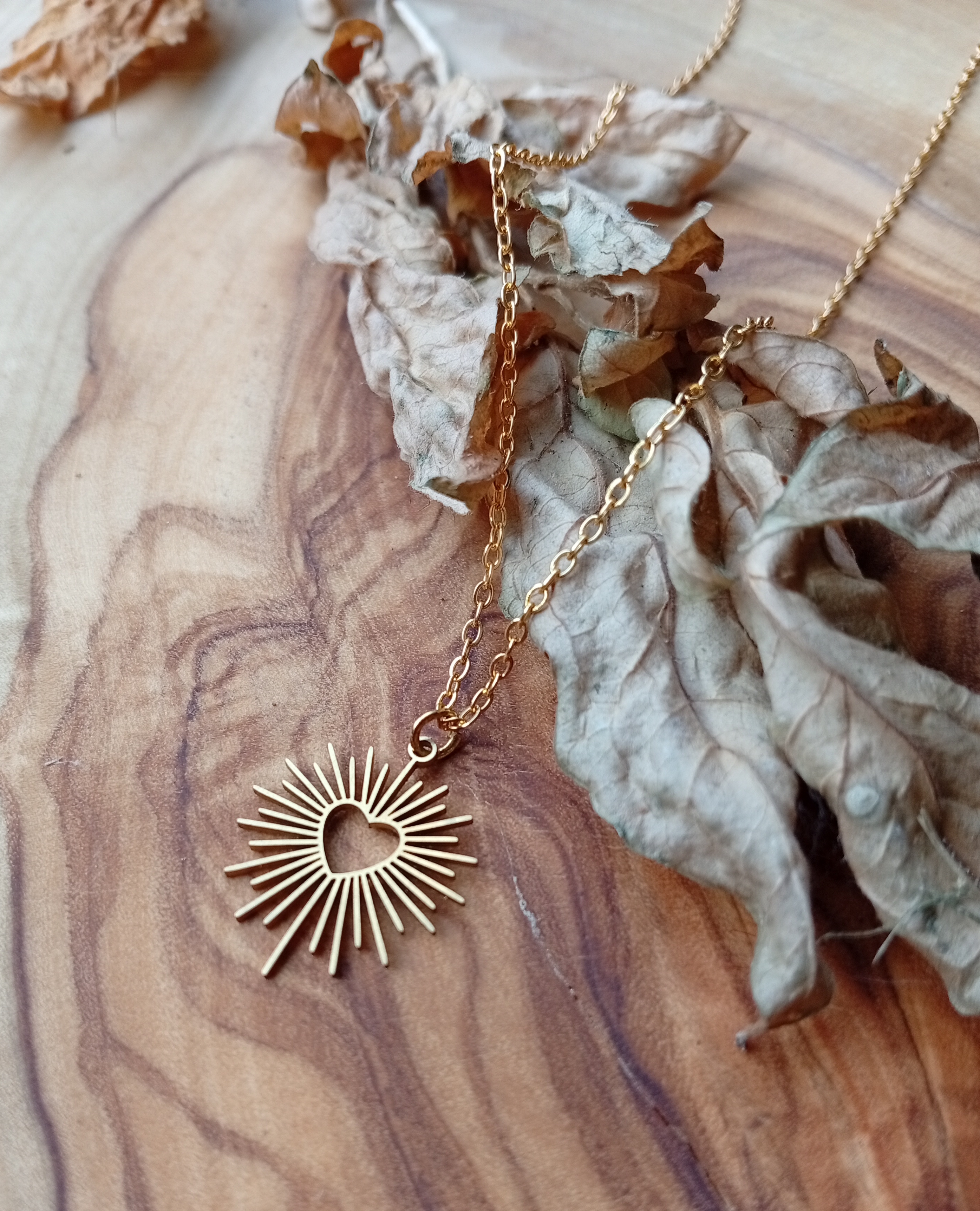 Vergoldete Edelstahlhalskette "Strahlendes Herz"