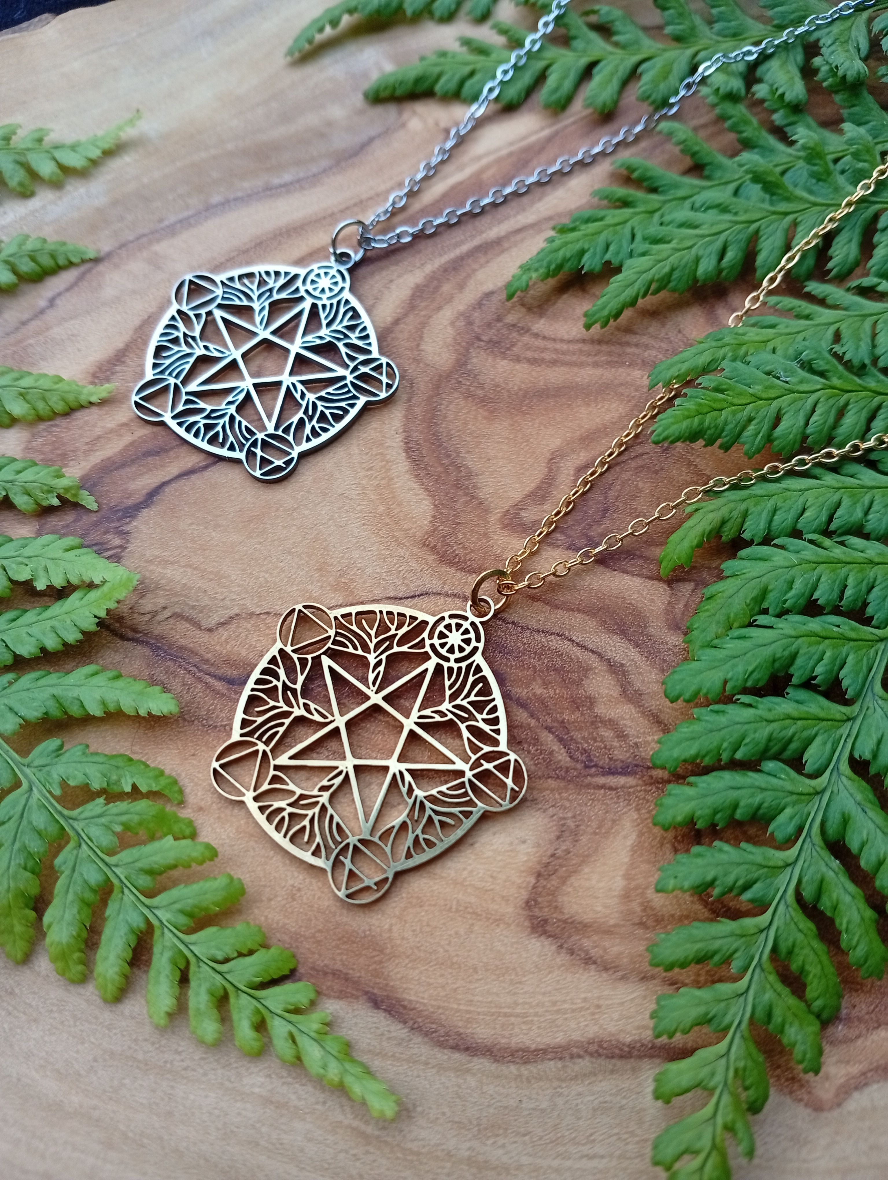 Edelstahlhalskette "Urkraft"