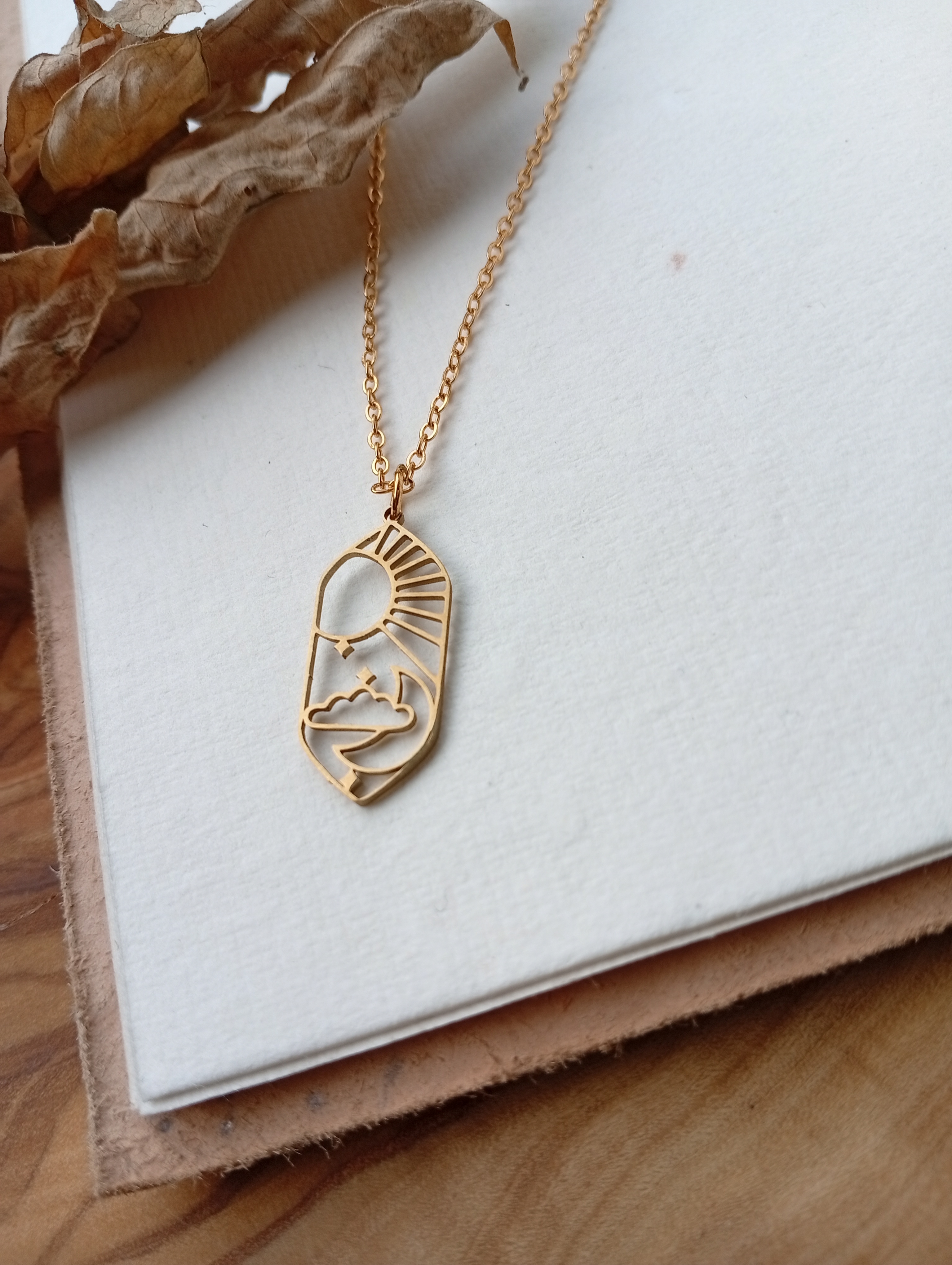 Vergoldete Edelstahlhalskette "Himmelsfenster"