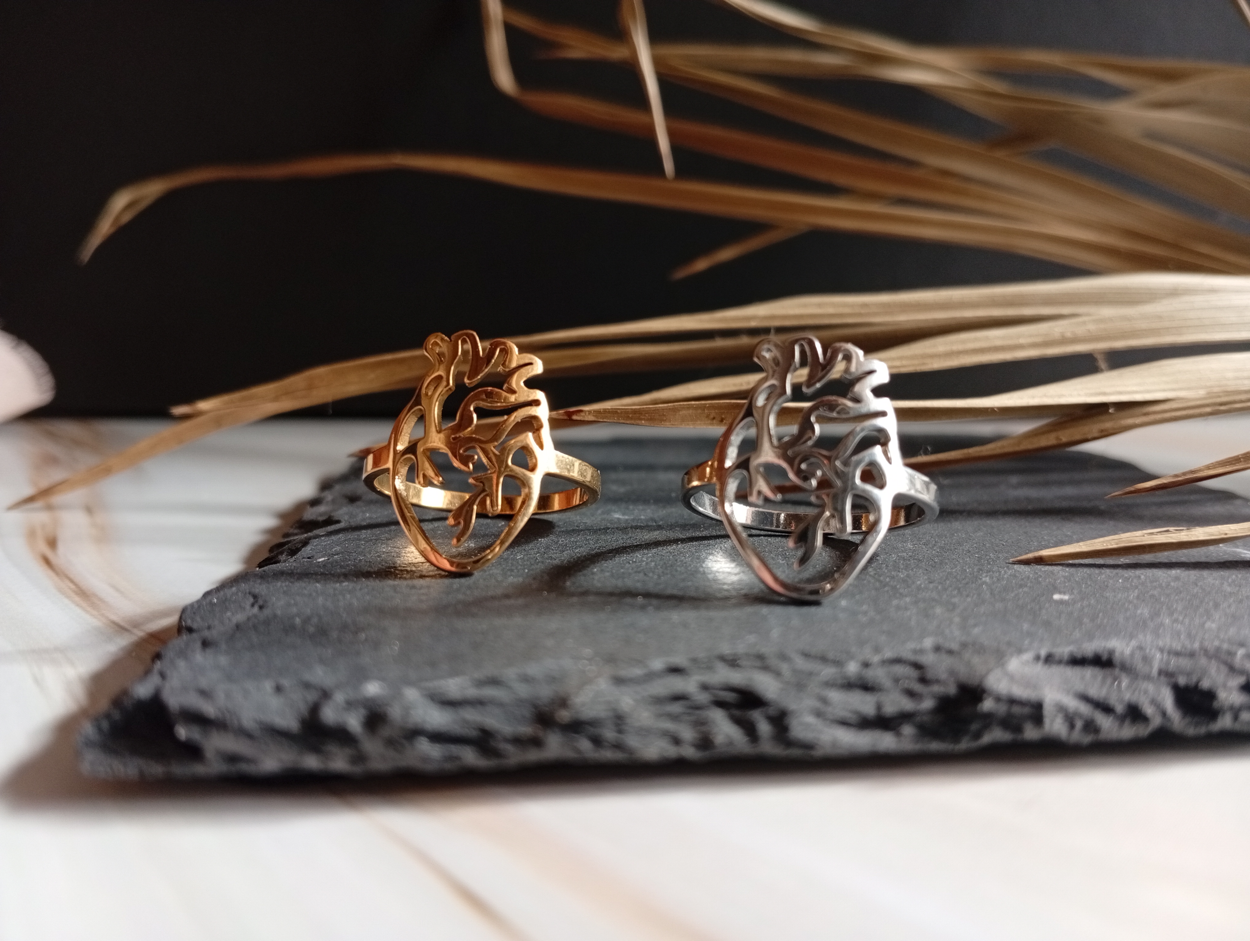 Edelstahl-Ring "Anatomisches Herz"