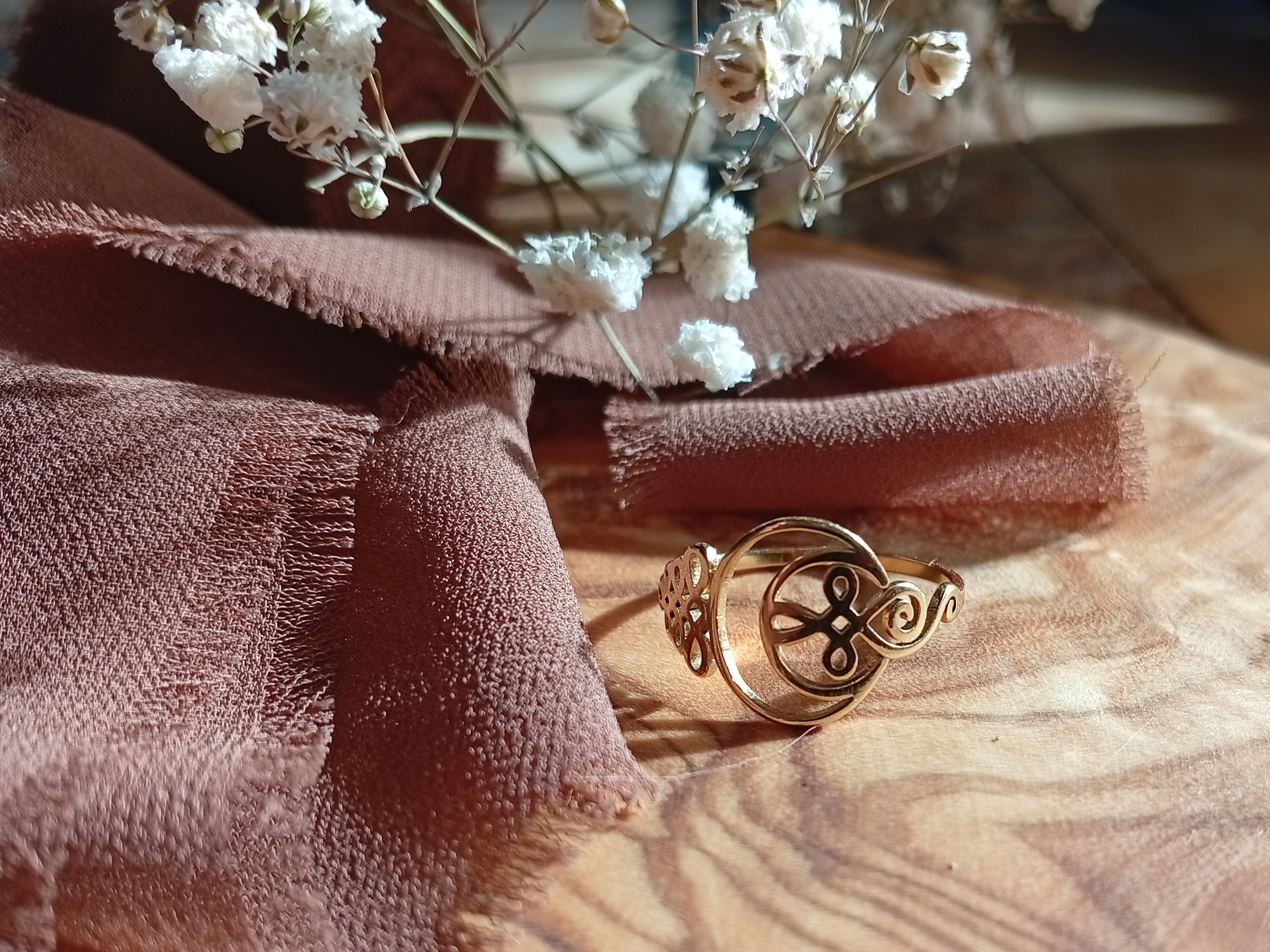 Edelstahl-Ring " Unalome"