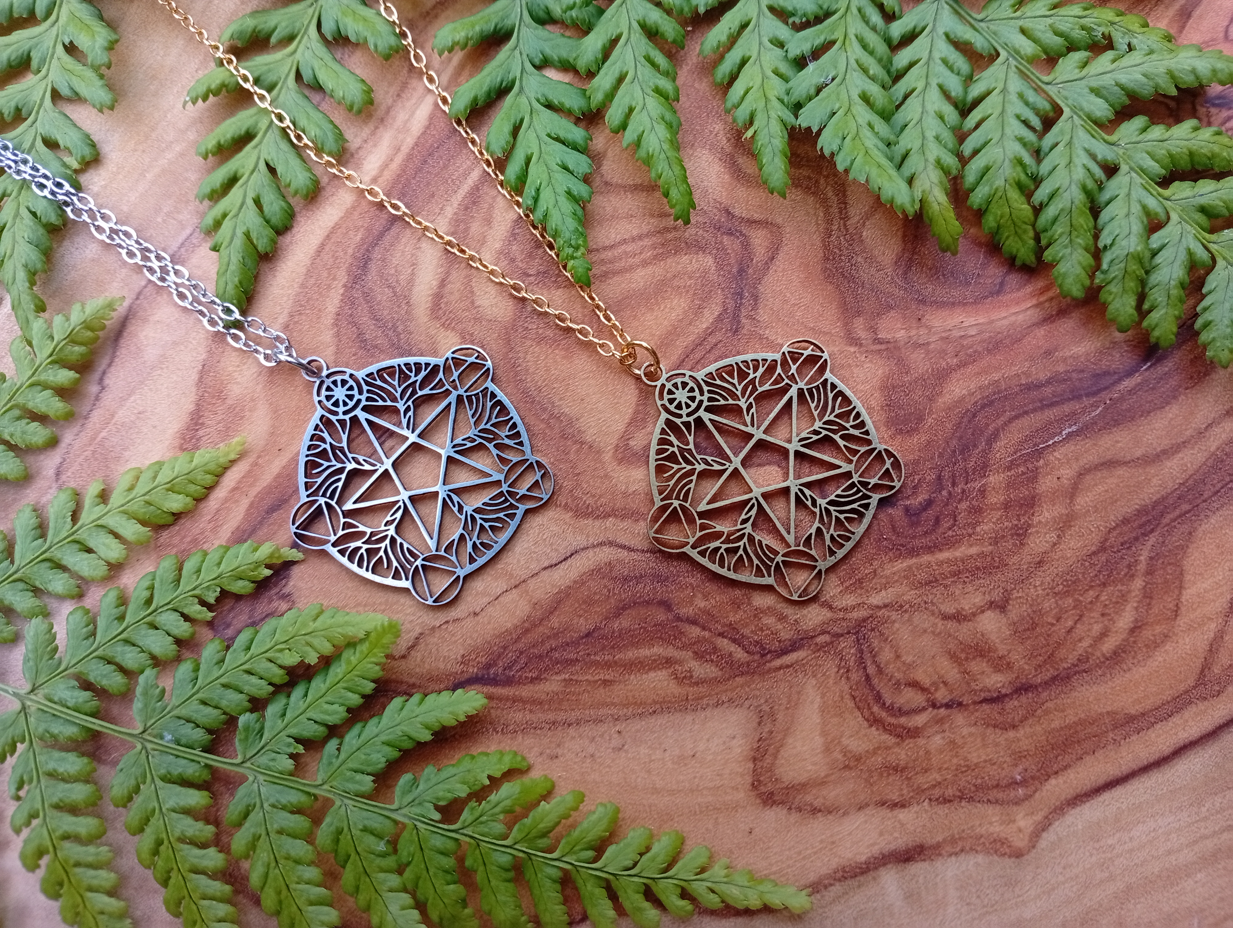 Edelstahlhalskette "Urkraft"