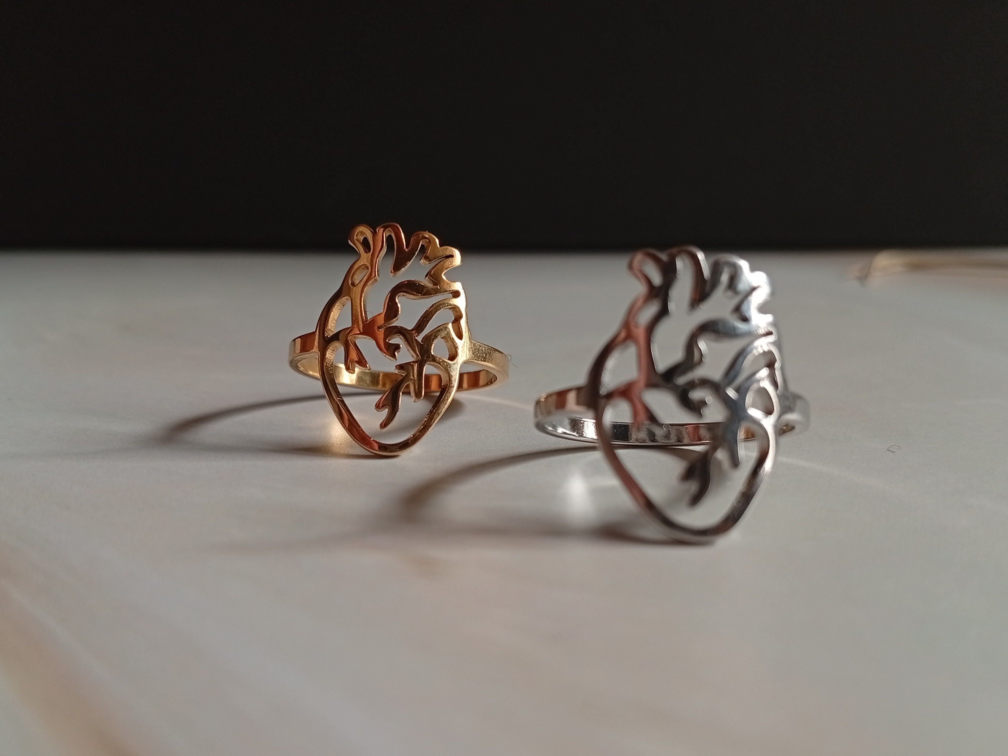 Edelstahl-Ring "Anatomisches Herz"