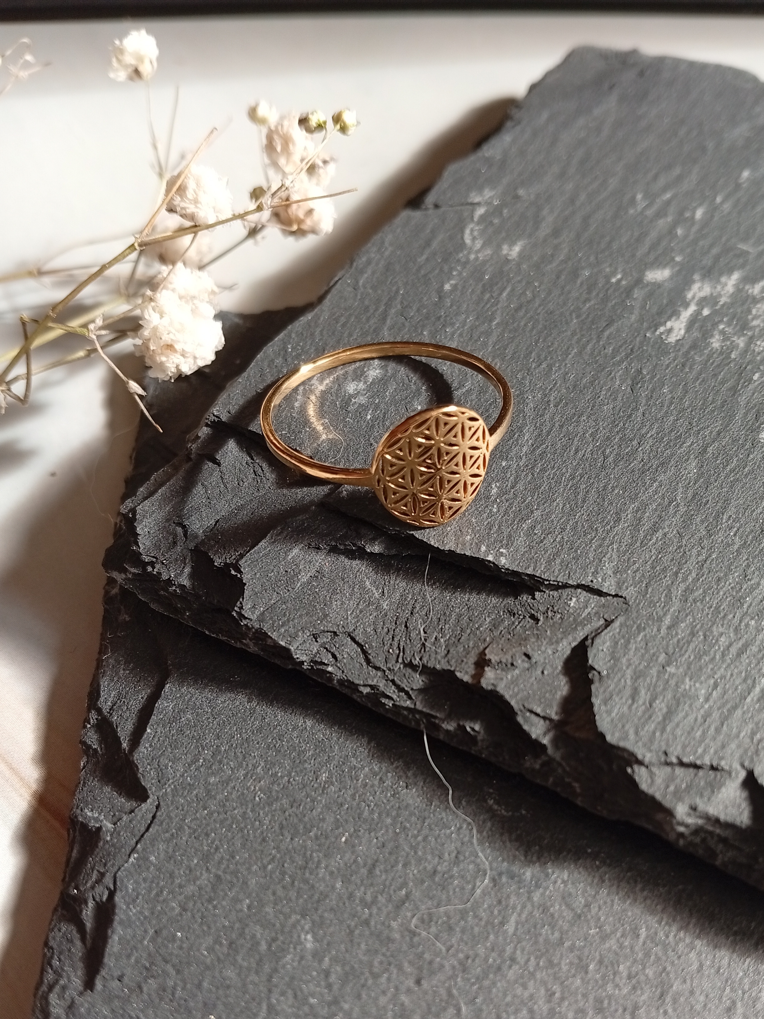 Edelstahl-Ring "Blume des Lebens"