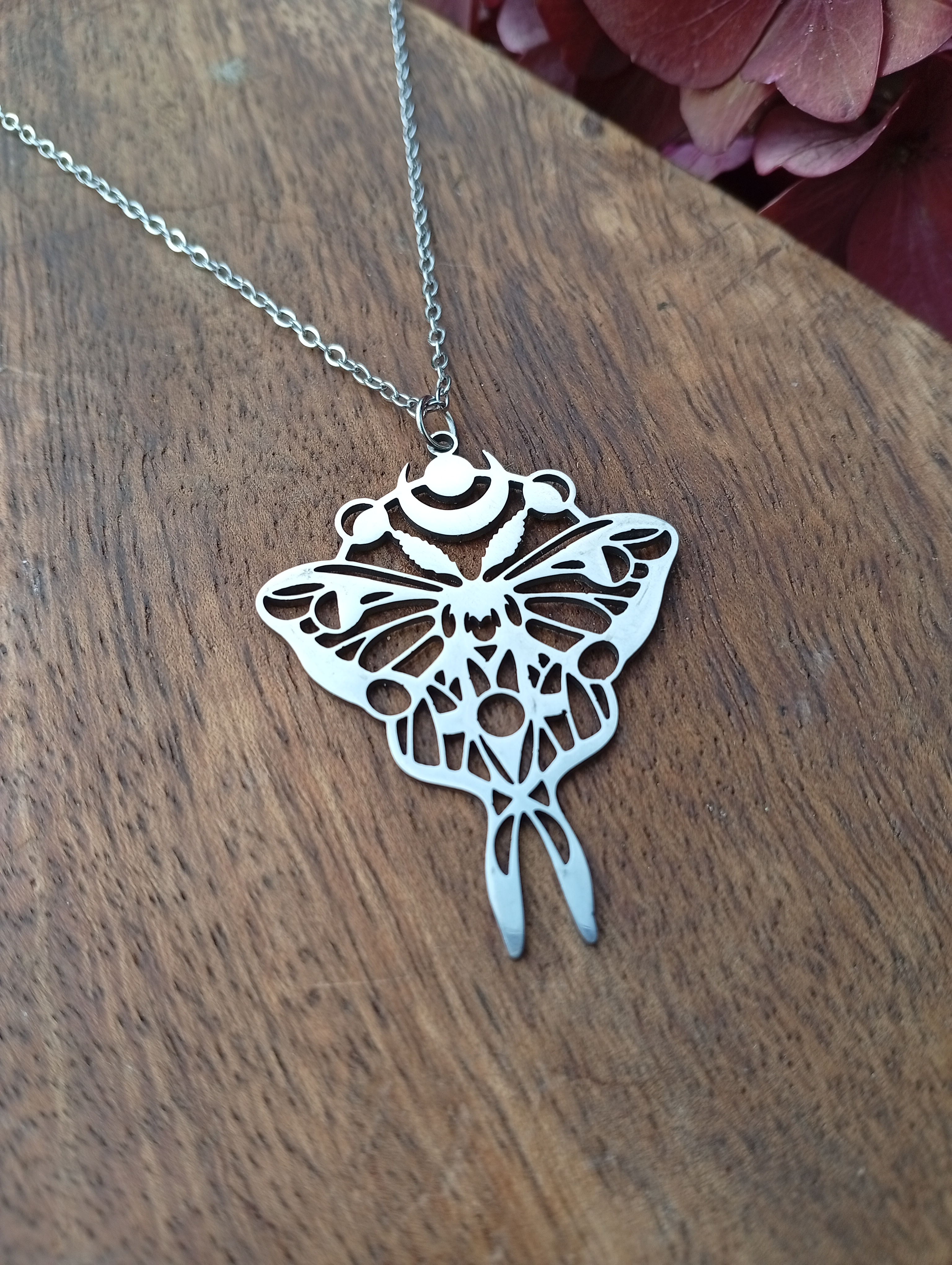 Edelstahlhalskette "Mondmotte"